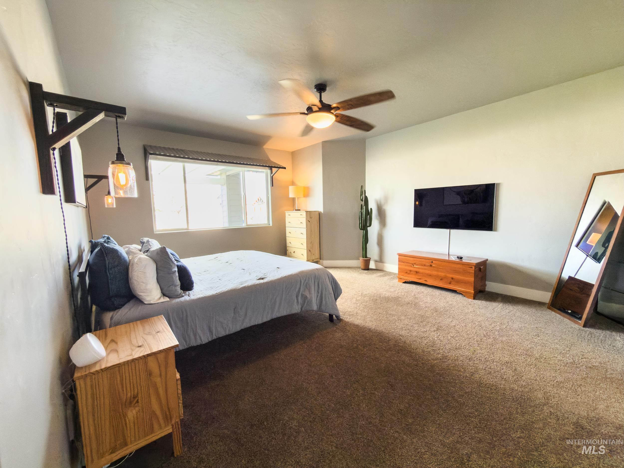 1427 Big Horn Ct, Middleton, Idaho 83644, 3 Bedrooms, 2.5 Bathrooms, Residential For Sale, Price $640,000, 98980391