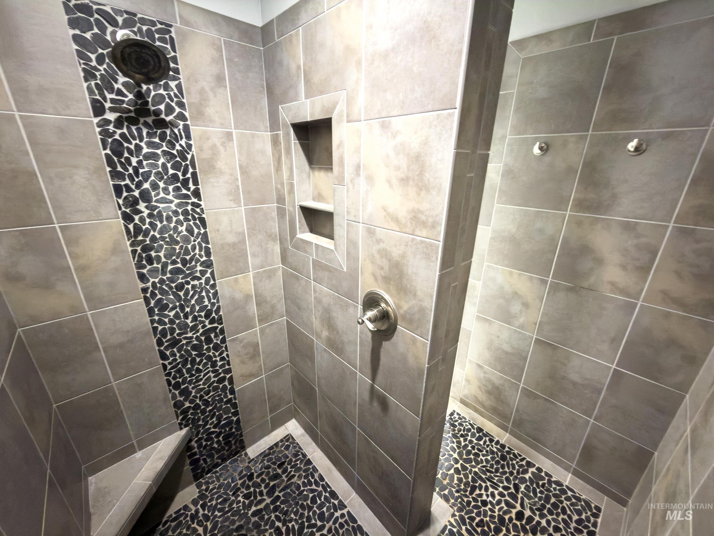 1427 Big Horn Ct, Middleton, Idaho 83644, 3 Bedrooms, 2.5 Bathrooms, Residential For Sale, Price $640,000, 98980391