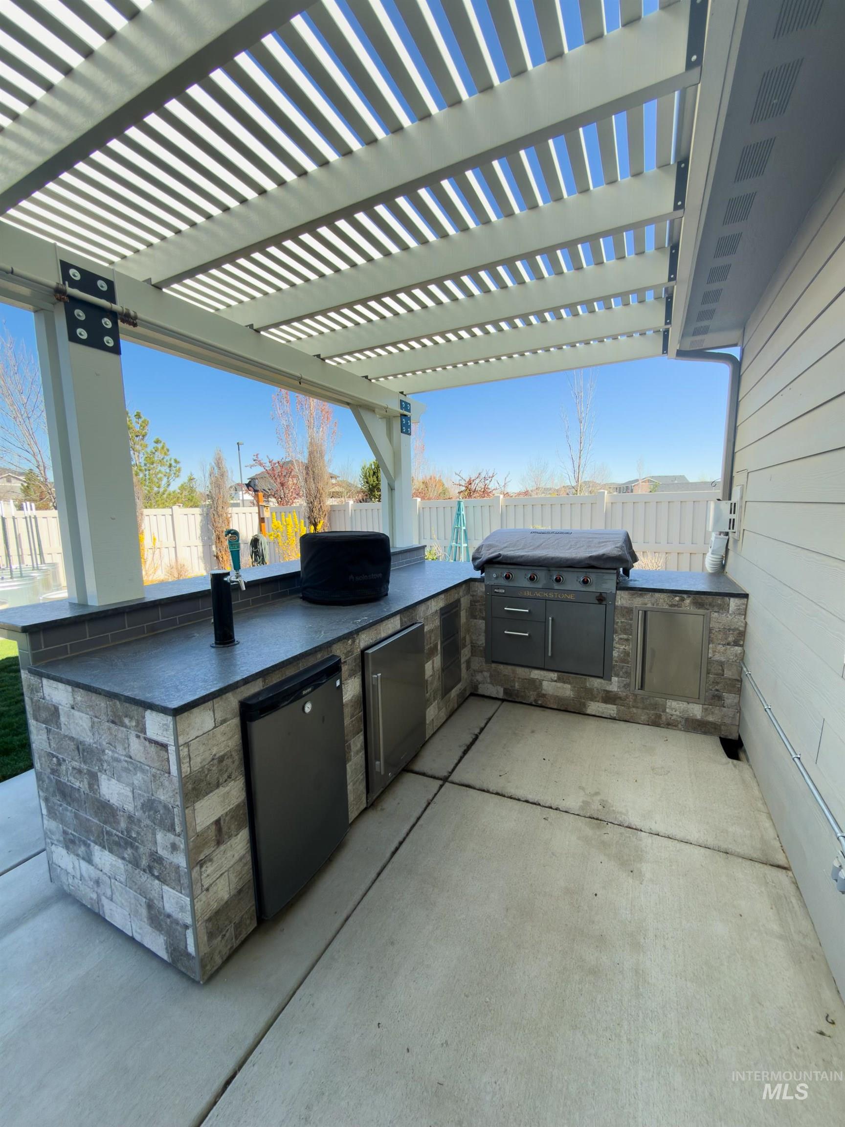 1427 Big Horn Ct, Middleton, Idaho 83644, 3 Bedrooms, 2.5 Bathrooms, Residential For Sale, Price $640,000, 98980391