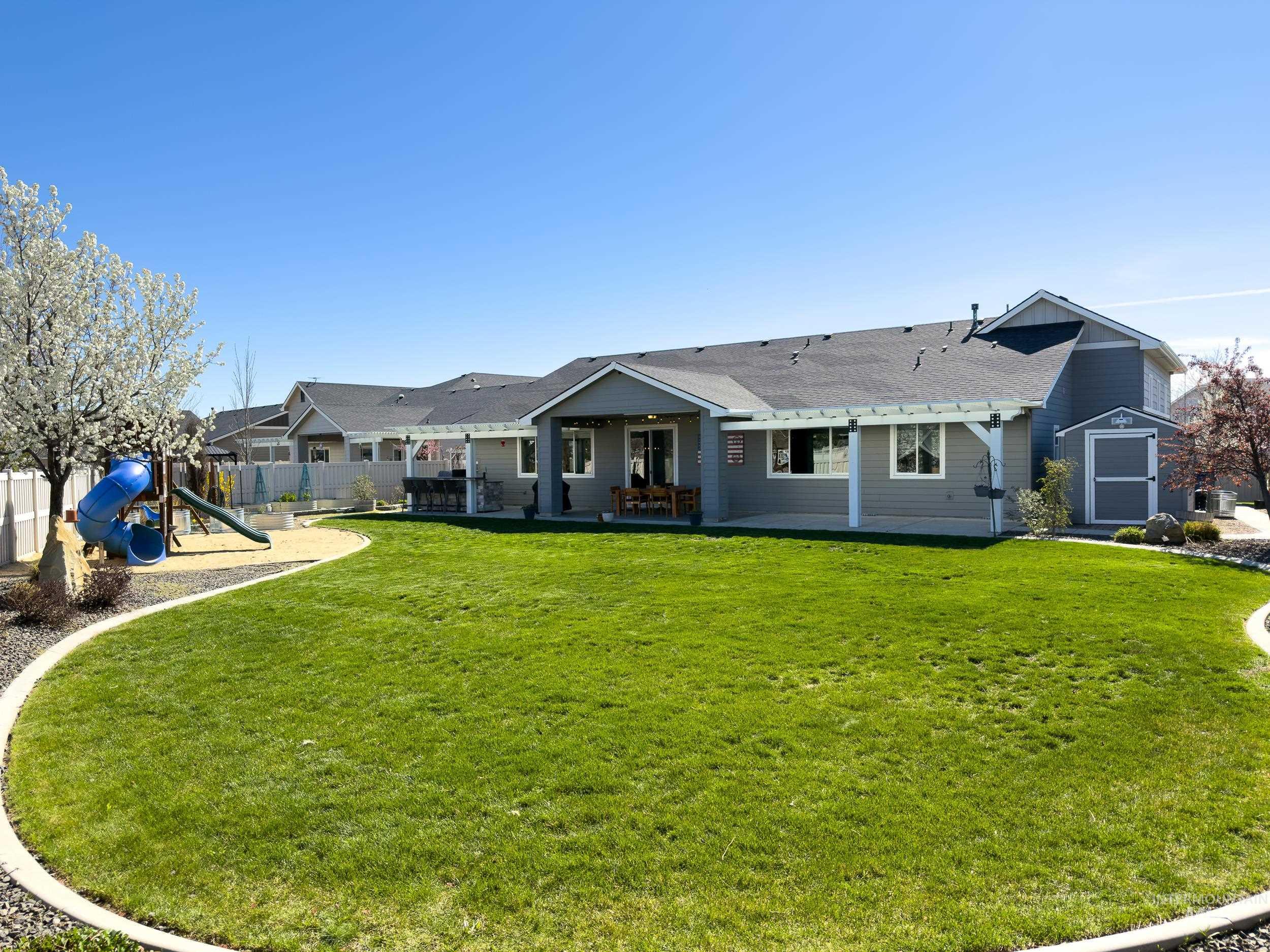 1427 Big Horn Ct, Middleton, Idaho 83644, 3 Bedrooms, 2.5 Bathrooms, Residential For Sale, Price $640,000, 98980391