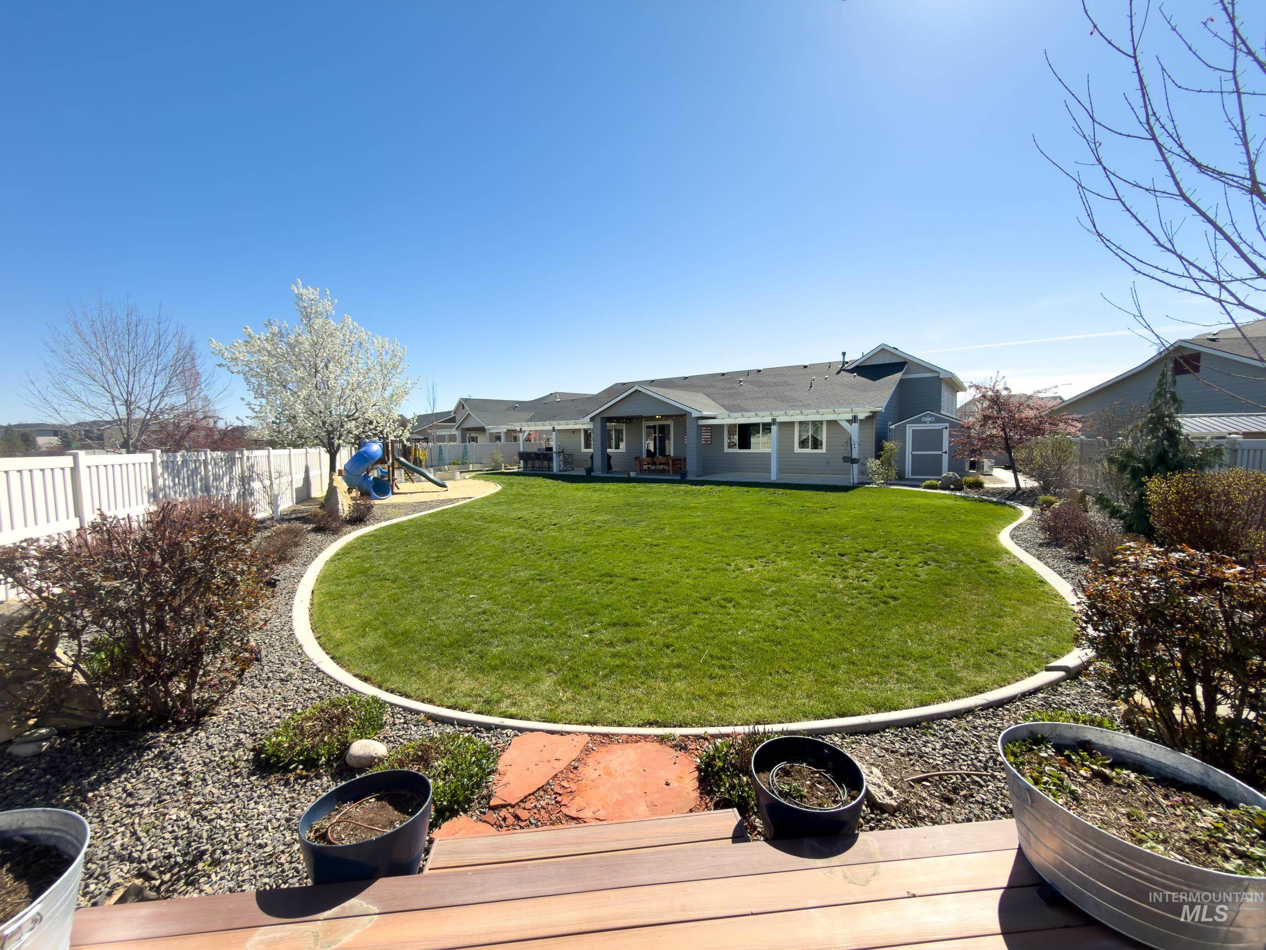 1427 Big Horn Ct, Middleton, Idaho 83644, 3 Bedrooms, 2.5 Bathrooms, Residential For Sale, Price $640,000, 98980391