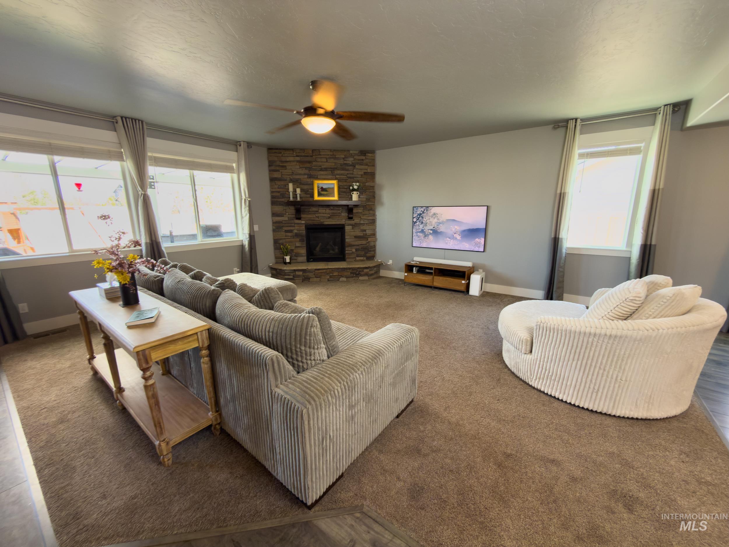 1427 Big Horn Ct, Middleton, Idaho 83644, 3 Bedrooms, 2.5 Bathrooms, Residential For Sale, Price $640,000, 98980391