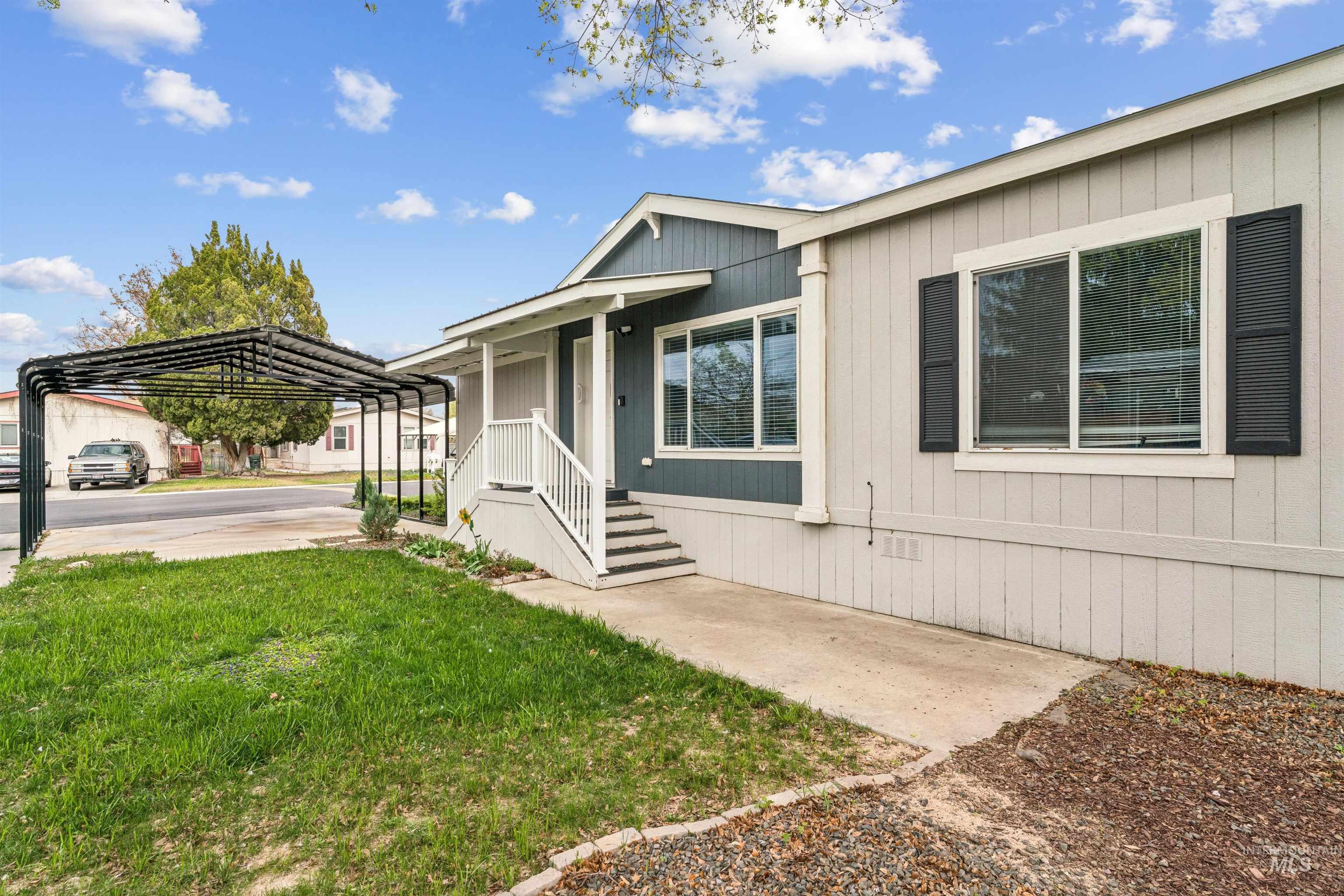 700 Fairview, Meridian, Idaho 83642, 3 Bedrooms, 2 Bathrooms, Residential For Sale, Price $170,000, 98980392