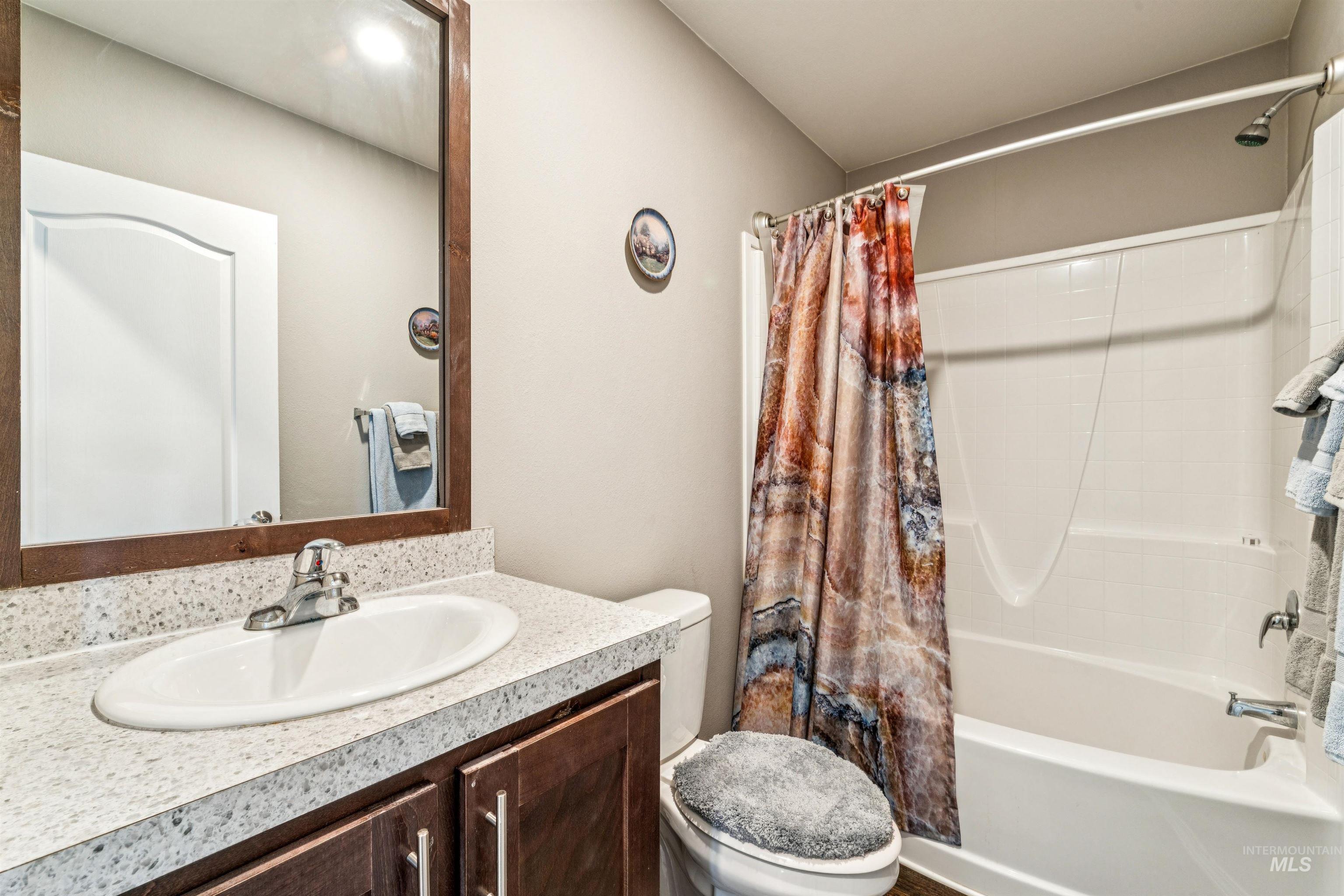 700 Fairview, Meridian, Idaho 83642, 3 Bedrooms, 2 Bathrooms, Residential For Sale, Price $170,000, 98980392