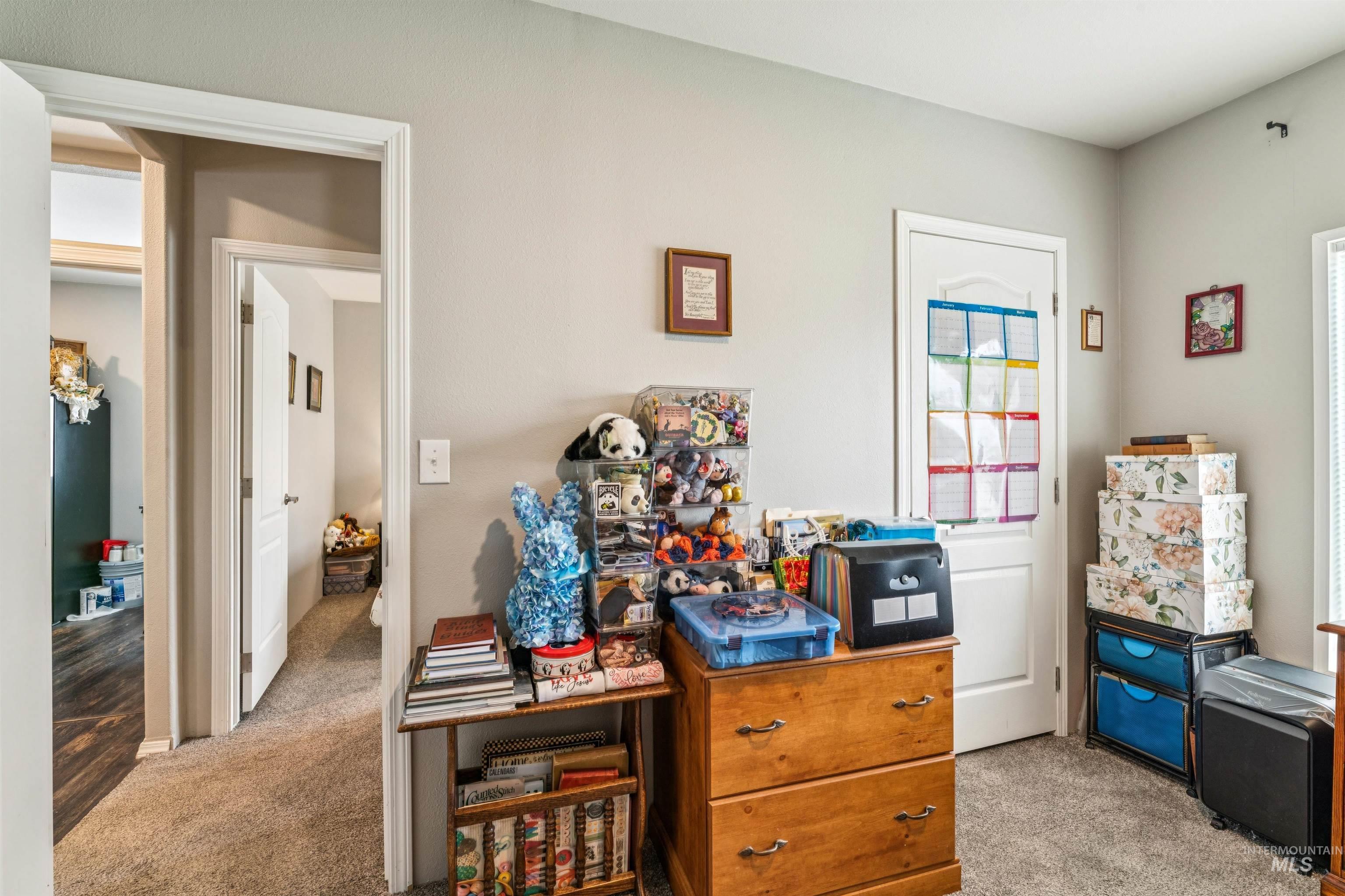 700 Fairview, Meridian, Idaho 83642, 3 Bedrooms, 2 Bathrooms, Residential For Sale, Price $170,000, 98980392