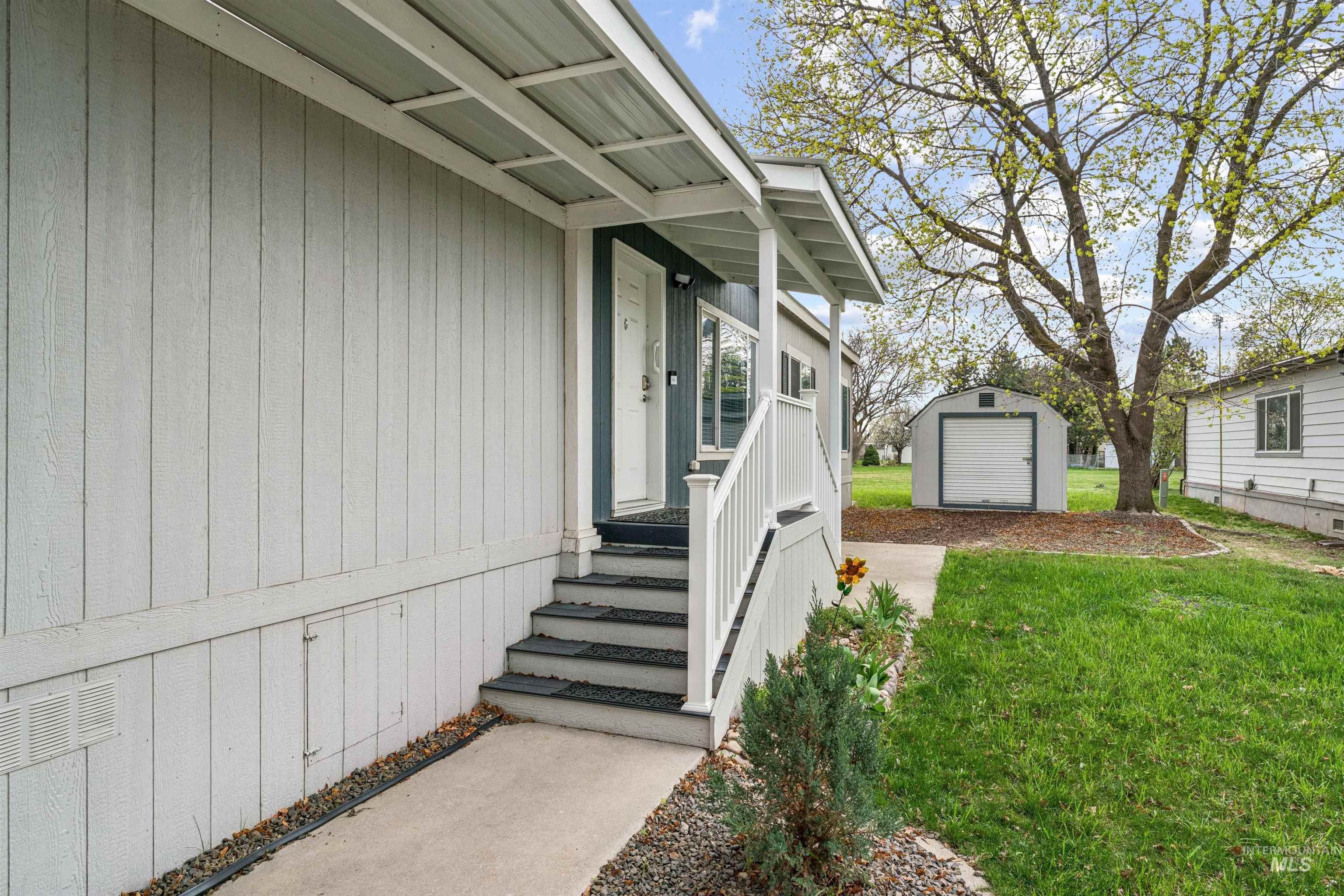 700 Fairview, Meridian, Idaho 83642, 3 Bedrooms, 2 Bathrooms, Residential For Sale, Price $170,000, 98980392