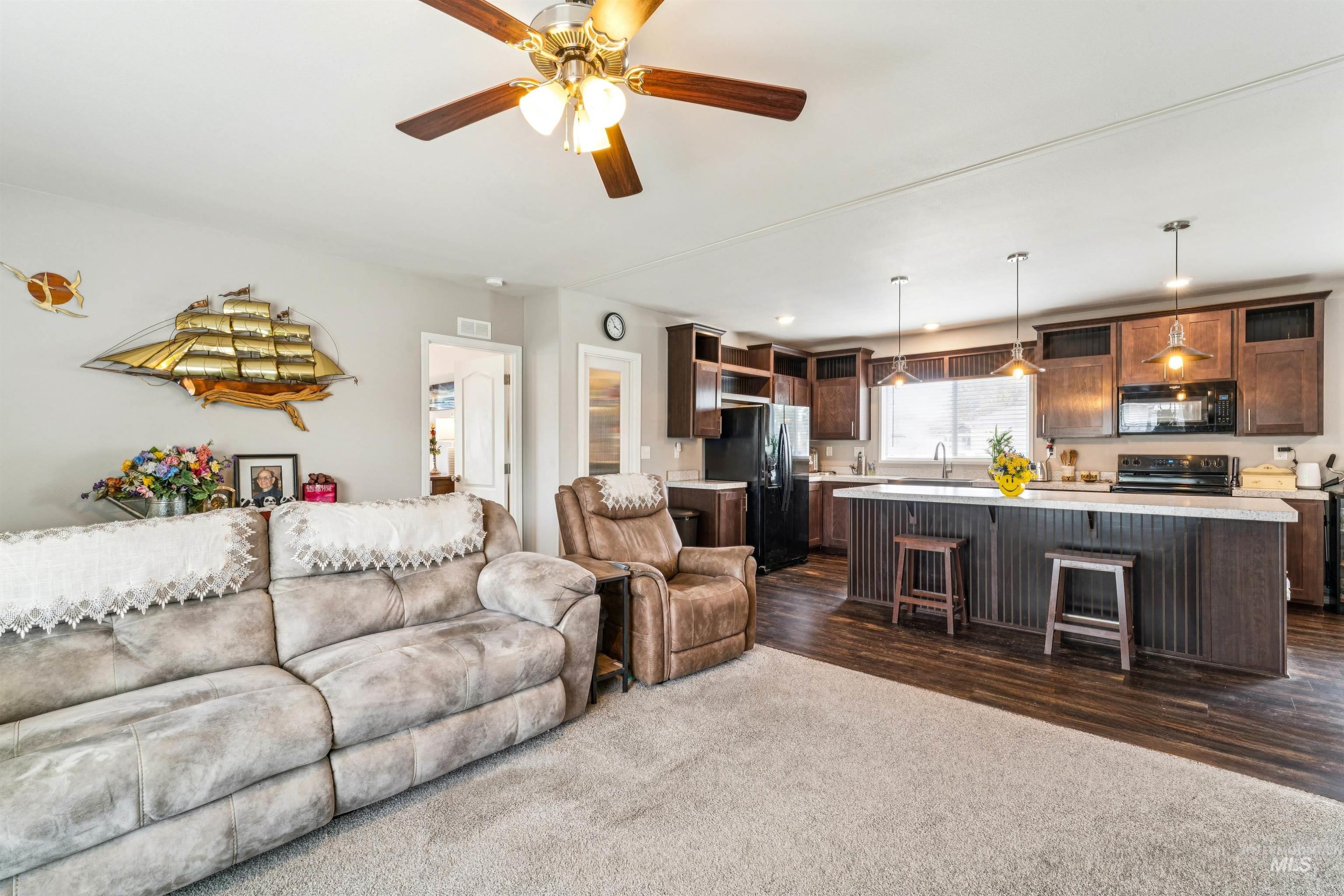 700 Fairview, Meridian, Idaho 83642, 3 Bedrooms, 2 Bathrooms, Residential For Sale, Price $170,000, 98980392