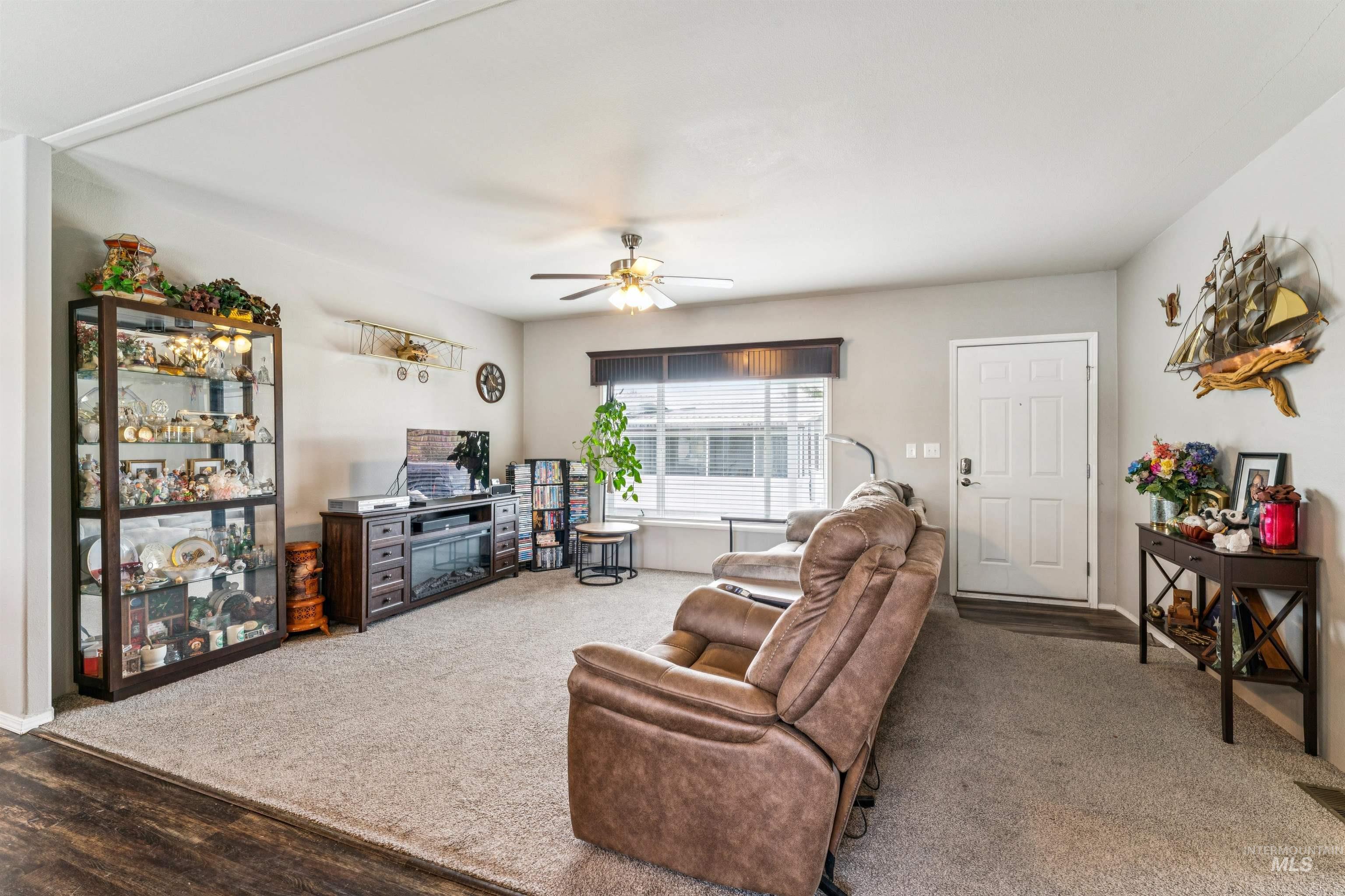 700 Fairview, Meridian, Idaho 83642, 3 Bedrooms, 2 Bathrooms, Residential For Sale, Price $170,000, 98980392