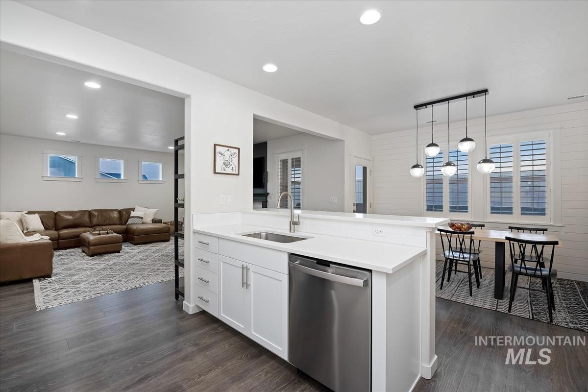 17142 N Romford Ave, Nampa, Idaho 83687, 5 Bedrooms, 4 Bathrooms, Residential For Sale, Price $645,000, 98980393