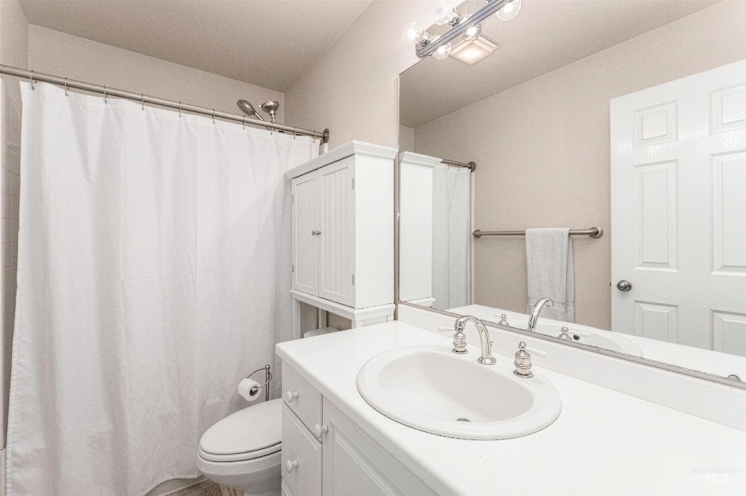 149 Scriver Woods Rd, Garden Valley, Idaho 83622, 4 Bedrooms, 3 Bathrooms, Residential For Sale, Price $749,900,MLS 98980394