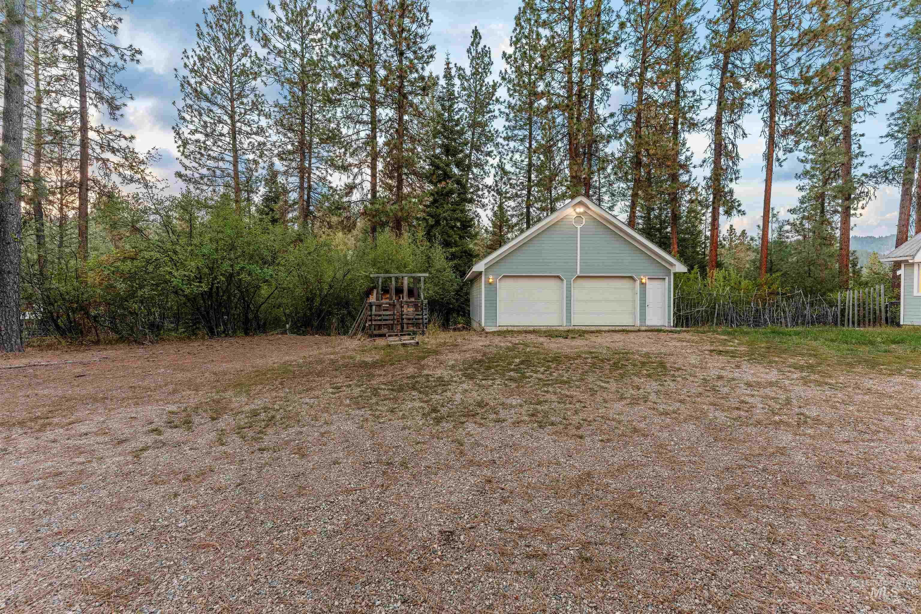 149 Scriver Woods Rd, Garden Valley, Idaho 83622, 4 Bedrooms, 3 Bathrooms, Residential For Sale, Price $749,900,MLS 98980394
