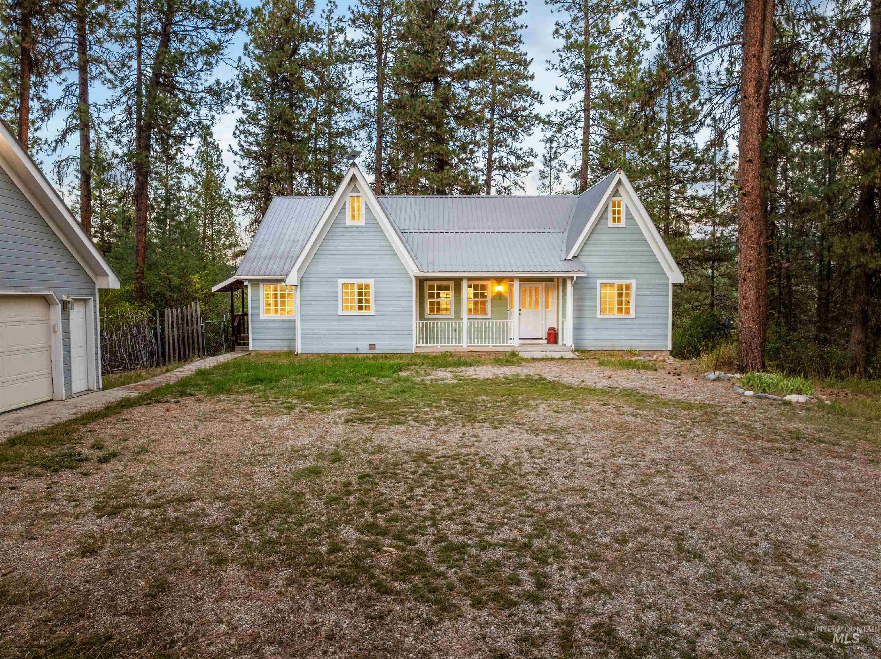 149 Scriver Woods Rd, Garden Valley, Idaho 83622, 4 Bedrooms, 3 Bathrooms, Residential For Sale, Price $749,900,MLS 98980394