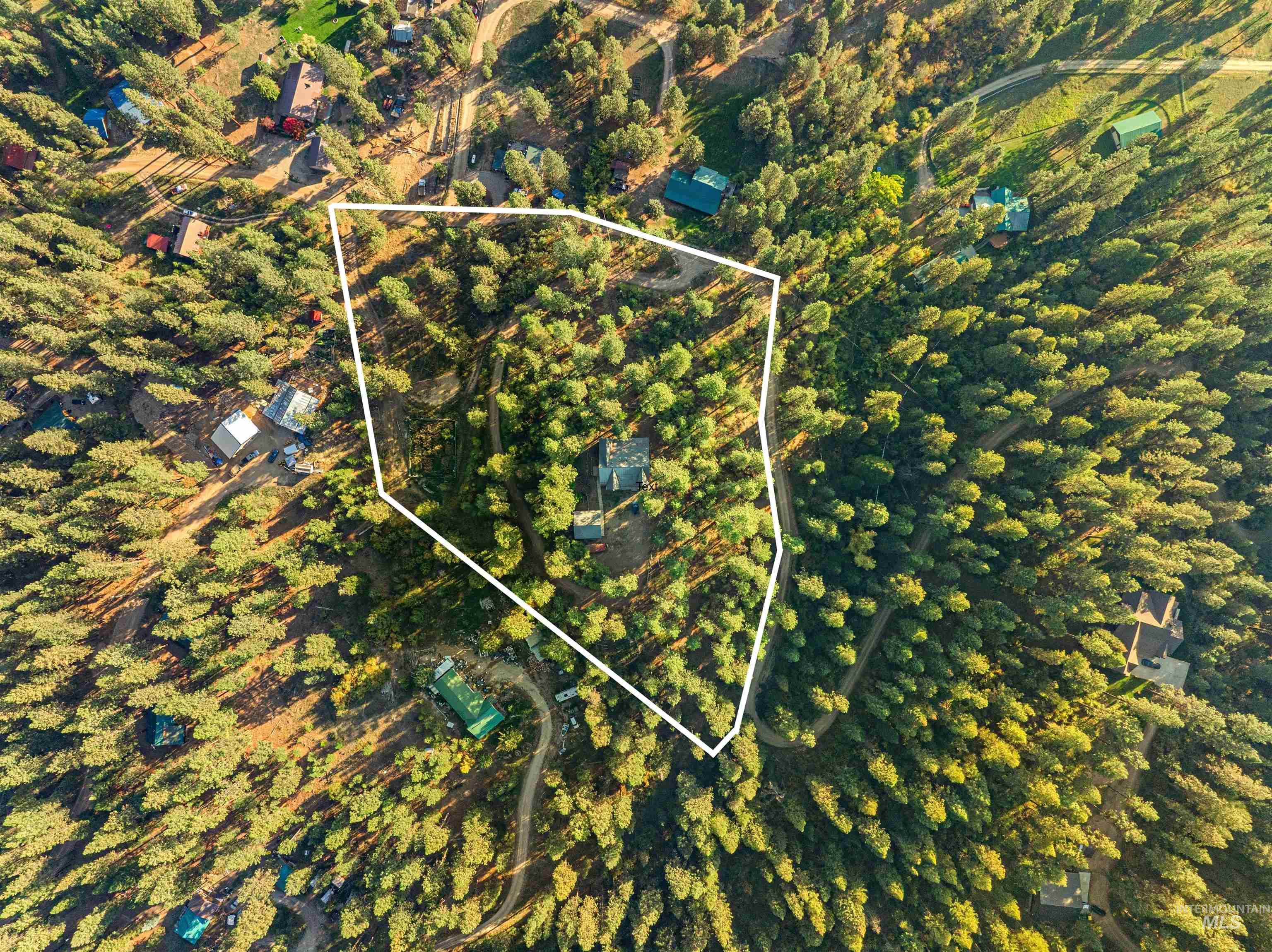 149 Scriver Woods Rd, Garden Valley, Idaho 83622, 4 Bedrooms, 3 Bathrooms, Residential For Sale, Price $749,900,MLS 98980394