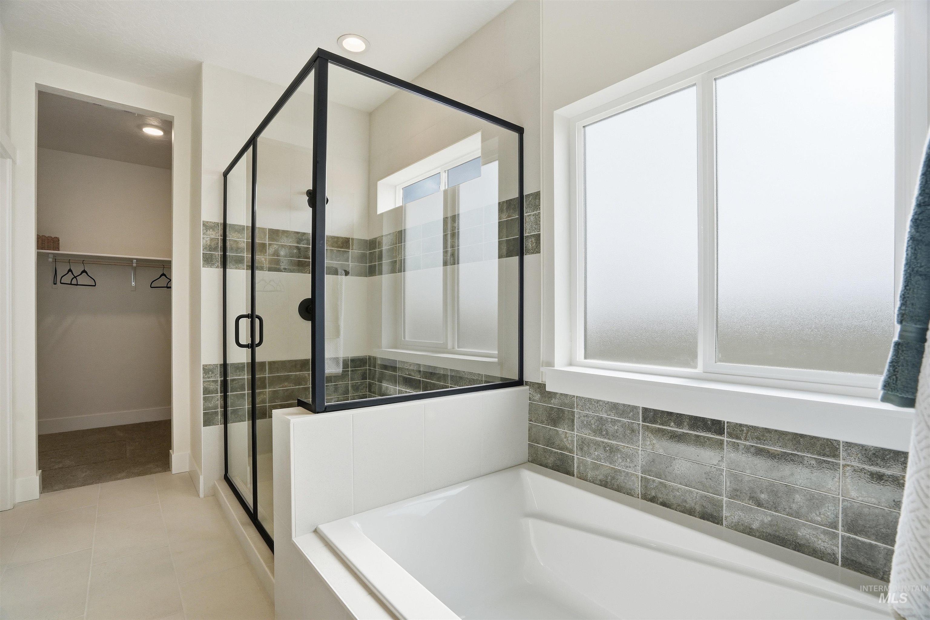 7580 E Meriwether Dr, Nampa, Idaho 83687, 3 Bedrooms, 2 Bathrooms, Residential For Sale, Price $428,990, 98980396