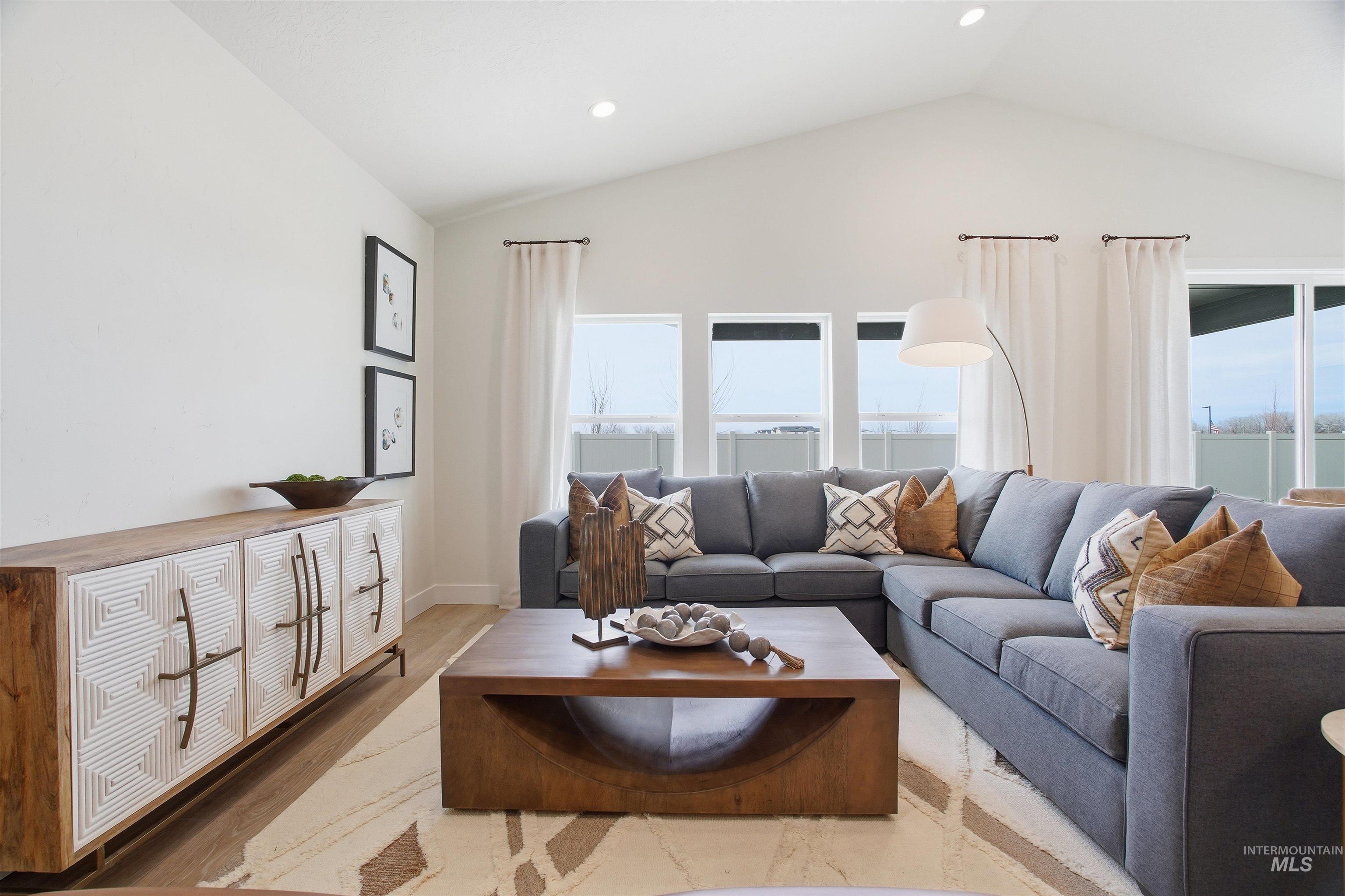 7580 E Meriwether Dr, Nampa, Idaho 83687, 3 Bedrooms, 2 Bathrooms, Residential For Sale, Price $428,990, 98980396