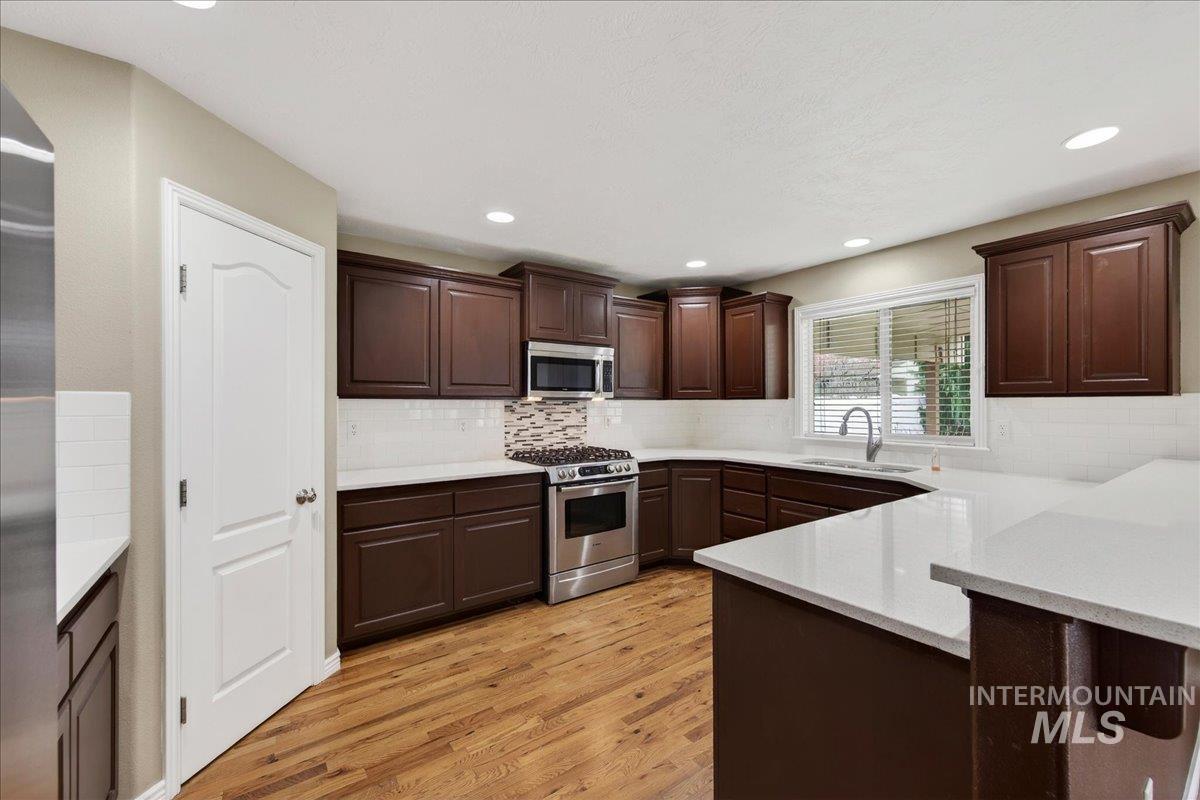 2208 S Alaska Way, Meridian, Idaho 83642, 4 Bedrooms, 3 Bathrooms, Residential For Sale, Price $599,900, 98980397