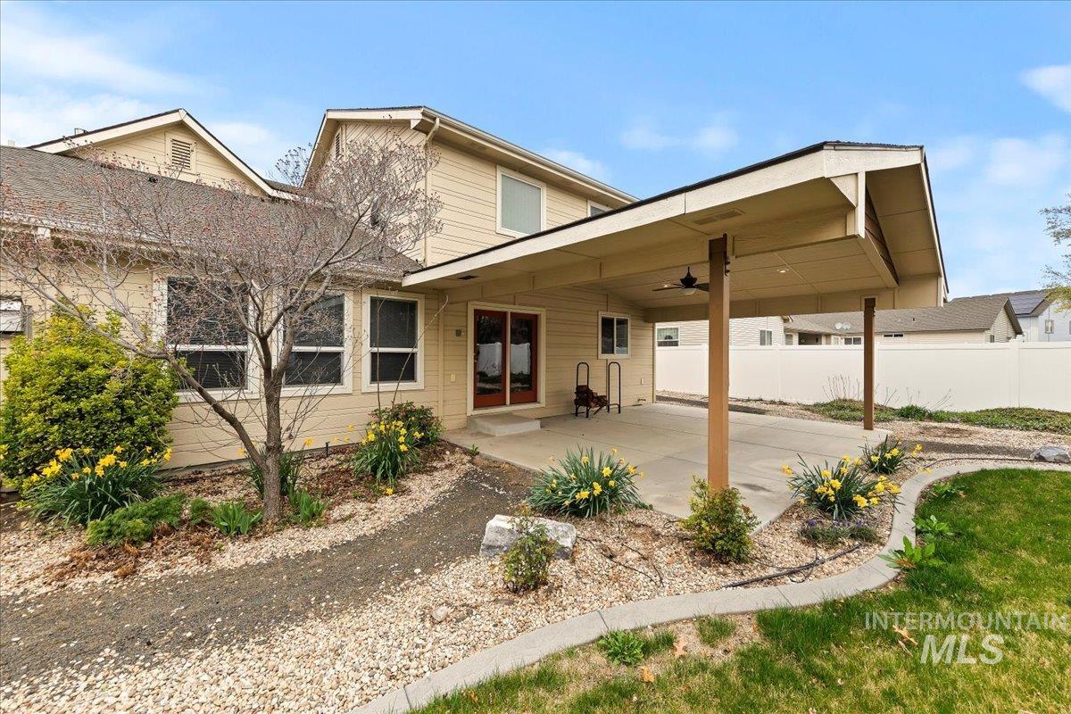 2208 S Alaska Way, Meridian, Idaho 83642, 4 Bedrooms, 3 Bathrooms, Residential For Sale, Price $599,900, 98980397