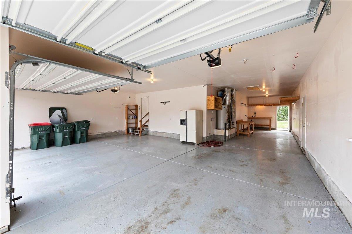 2208 S Alaska Way, Meridian, Idaho 83642, 4 Bedrooms, 3 Bathrooms, Residential For Sale, Price $599,900, 98980397