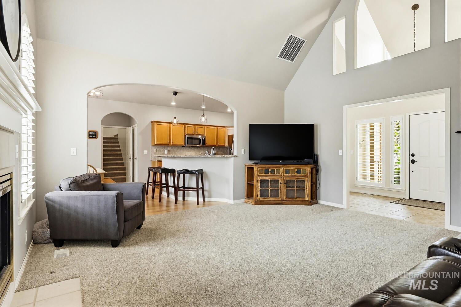 1946 N Banstead Place, Boise, Idaho 83713, 3 Bedrooms, 2 Bathrooms, Residential For Sale, Price $555,000,MLS 98980398