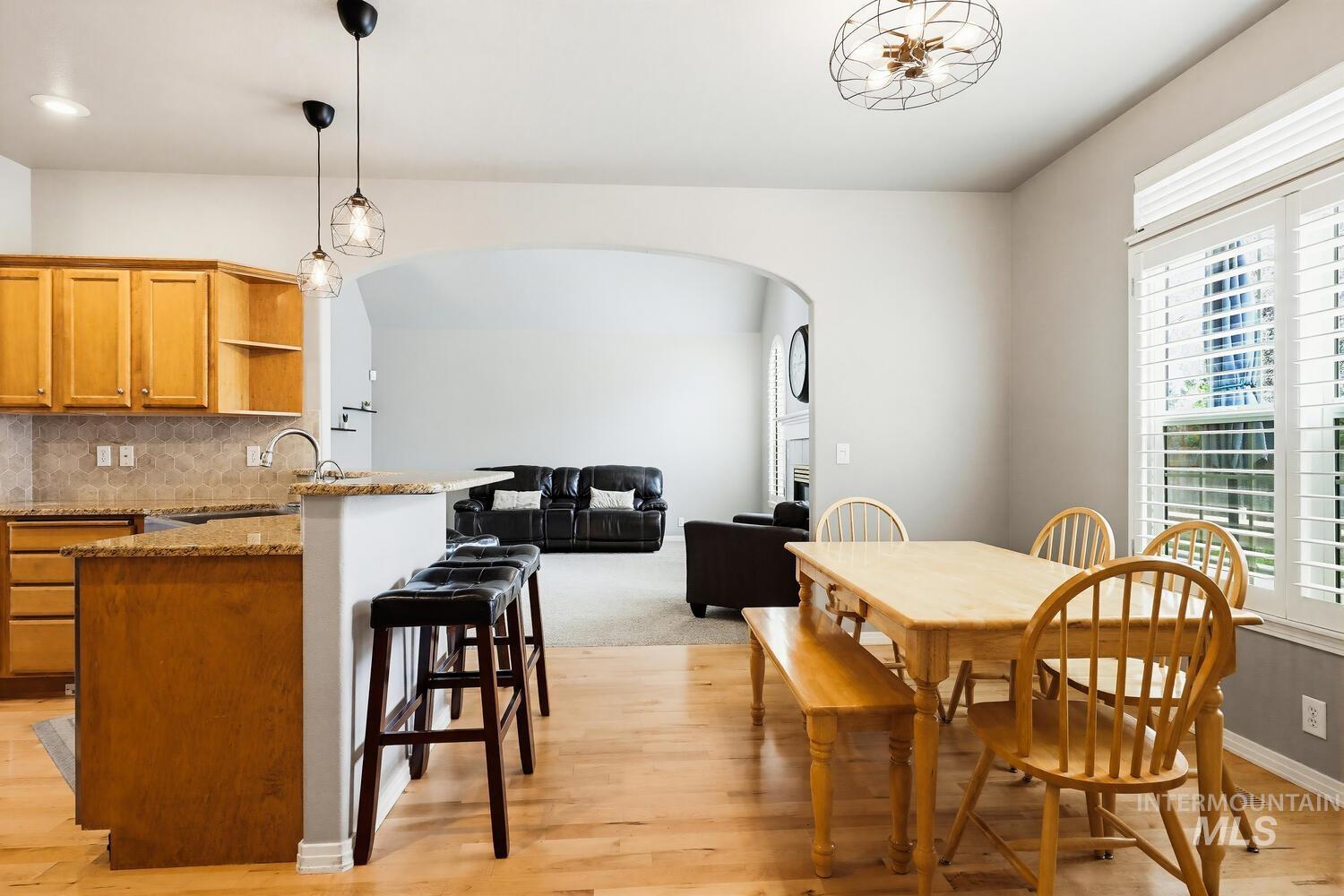 1946 N Banstead Place, Boise, Idaho 83713, 3 Bedrooms, 2 Bathrooms, Residential For Sale, Price $555,000,MLS 98980398