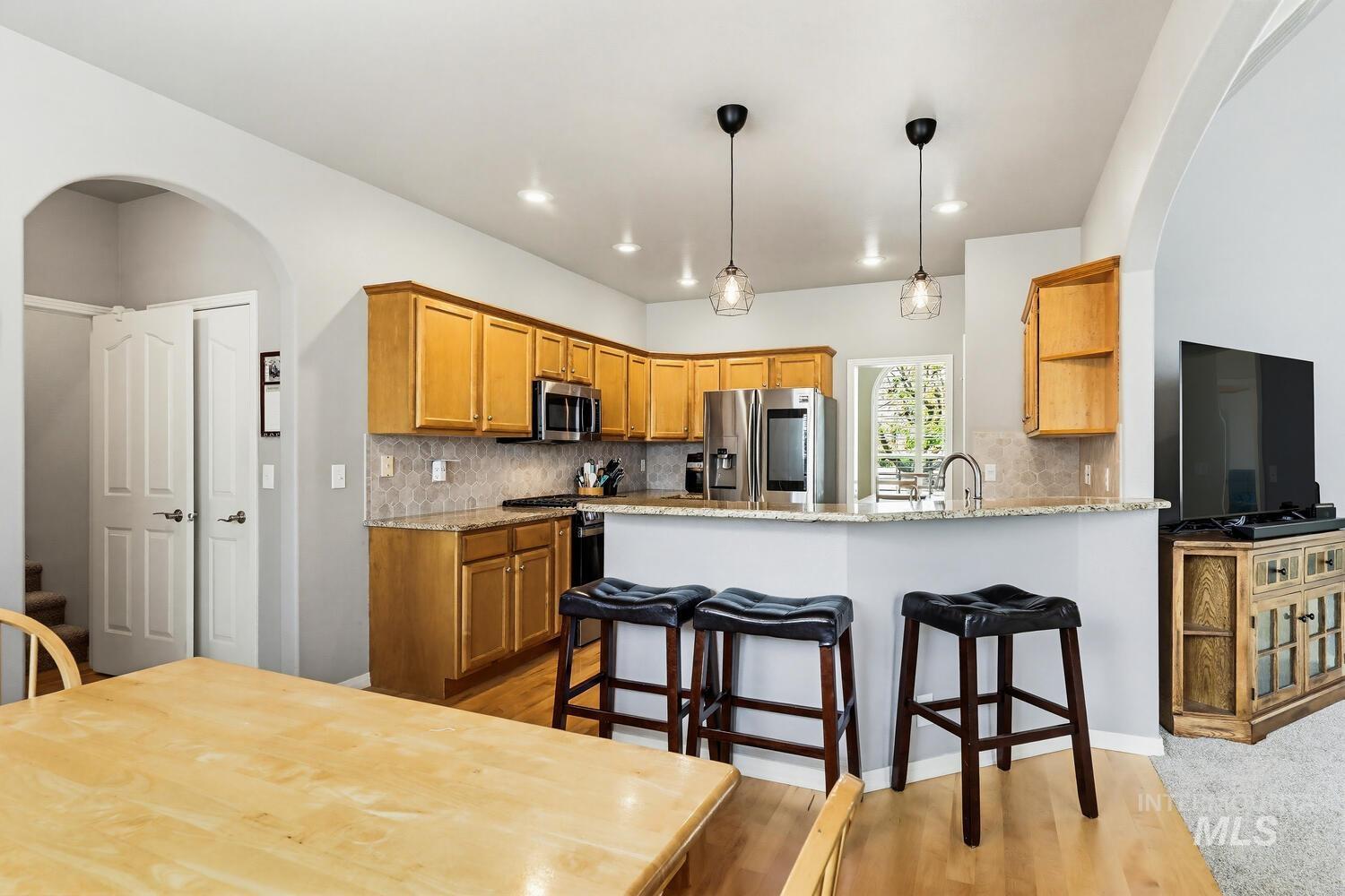 1946 N Banstead Place, Boise, Idaho 83713, 3 Bedrooms, 2 Bathrooms, Residential For Sale, Price $555,000,MLS 98980398