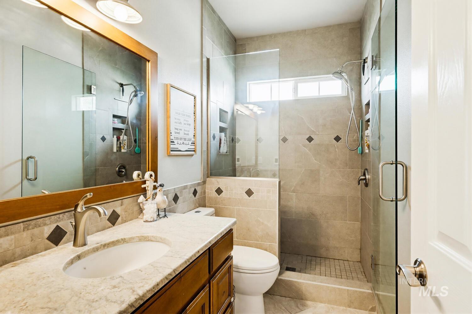 1946 N Banstead Place, Boise, Idaho 83713, 3 Bedrooms, 2 Bathrooms, Residential For Sale, Price $555,000,MLS 98980398