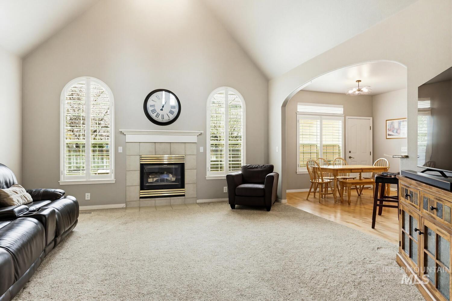 1946 N Banstead Place, Boise, Idaho 83713, 3 Bedrooms, 2 Bathrooms, Residential For Sale, Price $555,000,MLS 98980398