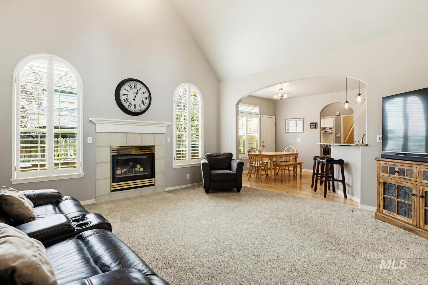 1946 N Banstead Place, Boise, Idaho 83713, 3 Bedrooms, 2 Bathrooms, Residential For Sale, Price $555,000,MLS 98980398