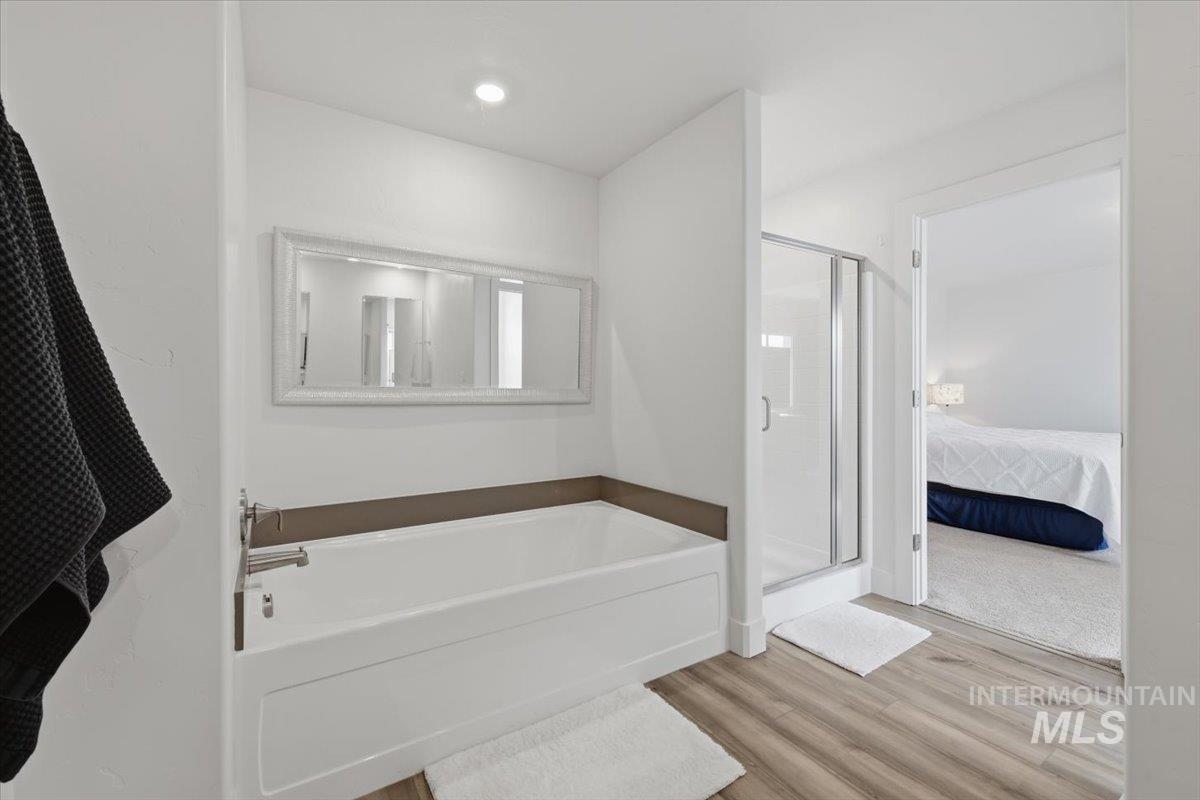 11195 Maroon Bells Dr, Caldwell, Idaho 83605, 4 Bedrooms, 3 Bathrooms, Residential For Sale, Price $449,900,MLS 98980399