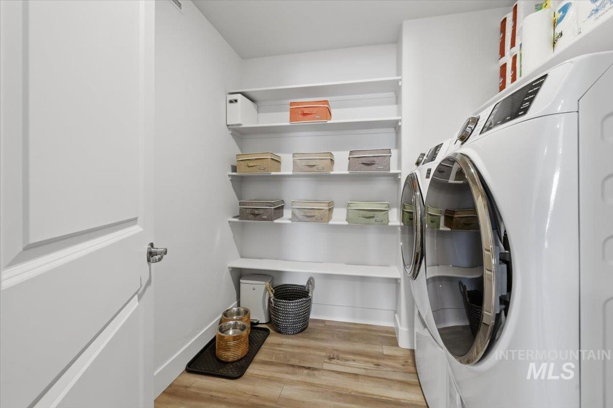 11195 Maroon Bells Dr, Caldwell, Idaho 83605, 4 Bedrooms, 3 Bathrooms, Residential For Sale, Price $449,900,MLS 98980399