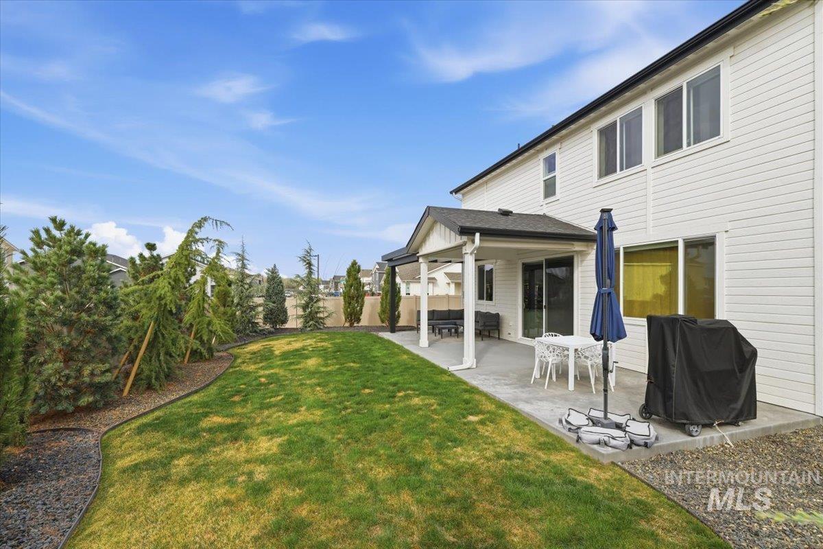 11195 Maroon Bells Dr, Caldwell, Idaho 83605, 4 Bedrooms, 3 Bathrooms, Residential For Sale, Price $449,900,MLS 98980399