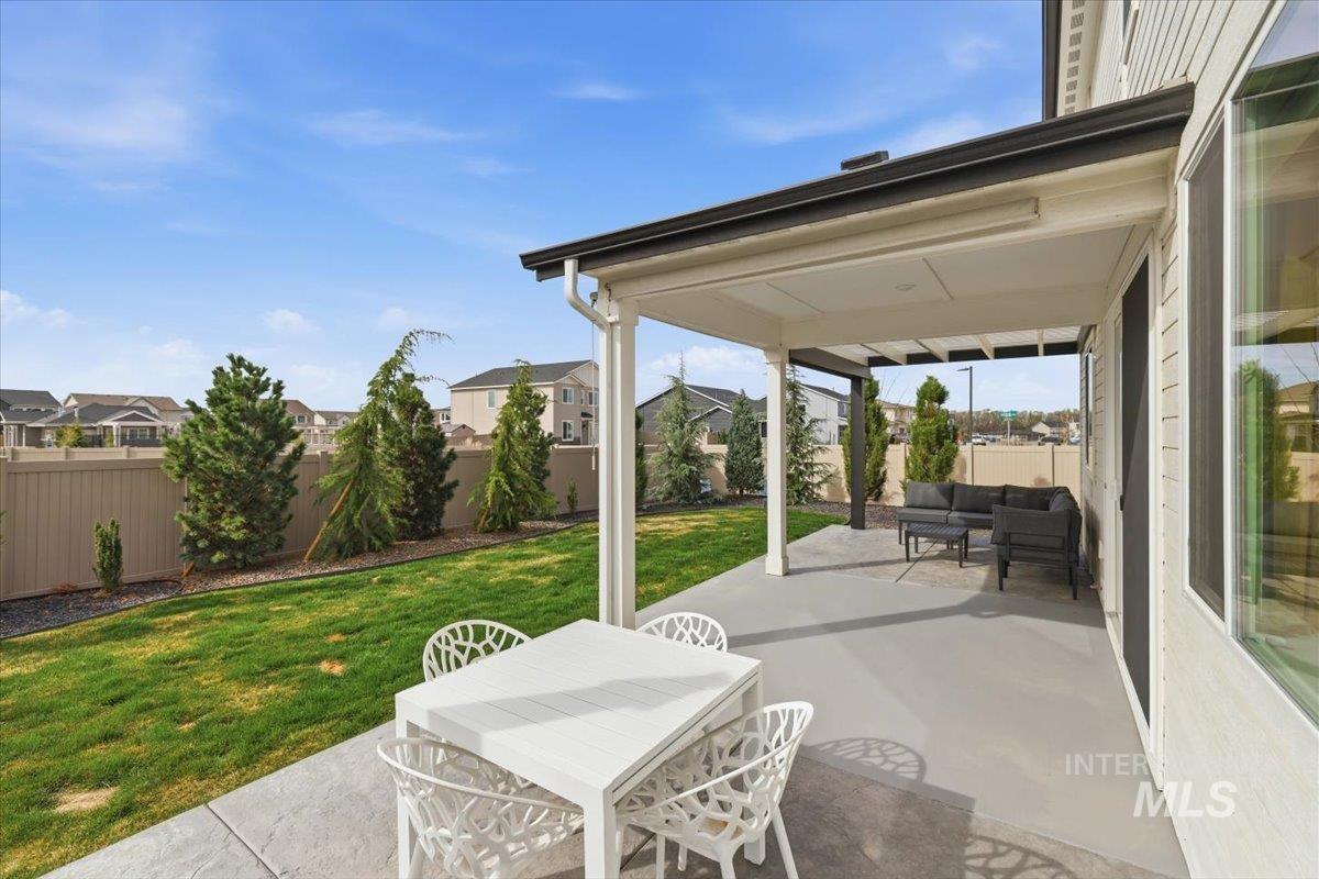 11195 Maroon Bells Dr, Caldwell, Idaho 83605, 4 Bedrooms, 3 Bathrooms, Residential For Sale, Price $449,900,MLS 98980399