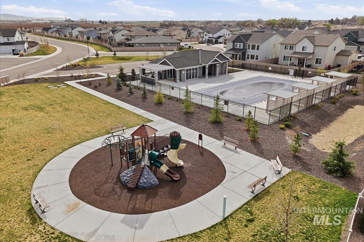 11195 Maroon Bells Dr, Caldwell, Idaho 83605, 4 Bedrooms, 3 Bathrooms, Residential For Sale, Price $449,900,MLS 98980399