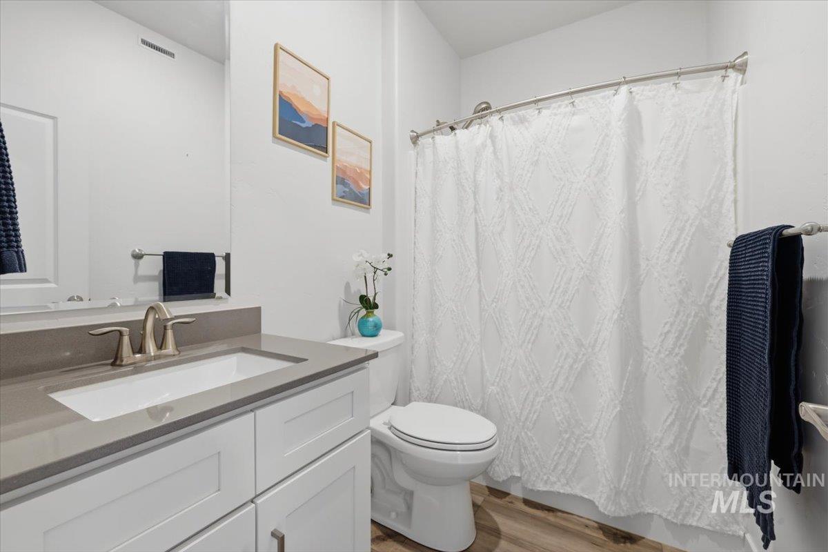 11195 Maroon Bells Dr, Caldwell, Idaho 83605, 4 Bedrooms, 3 Bathrooms, Residential For Sale, Price $449,900,MLS 98980399