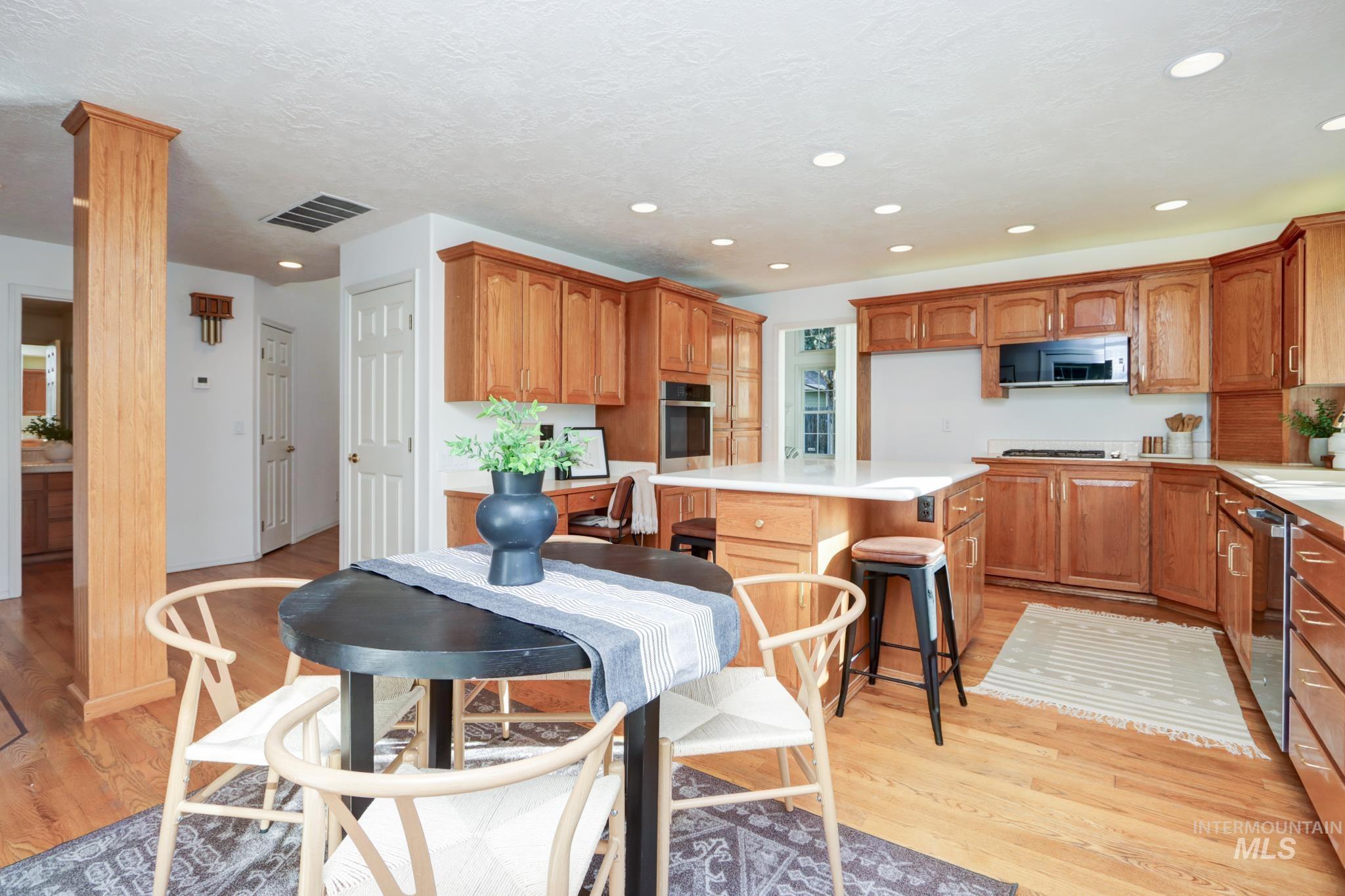 8037 W Innsbrook Ct, Boise, Idaho 83704, 3 Bedrooms, 2.5 Bathrooms, Residential For Sale, Price $709,900, 98980401