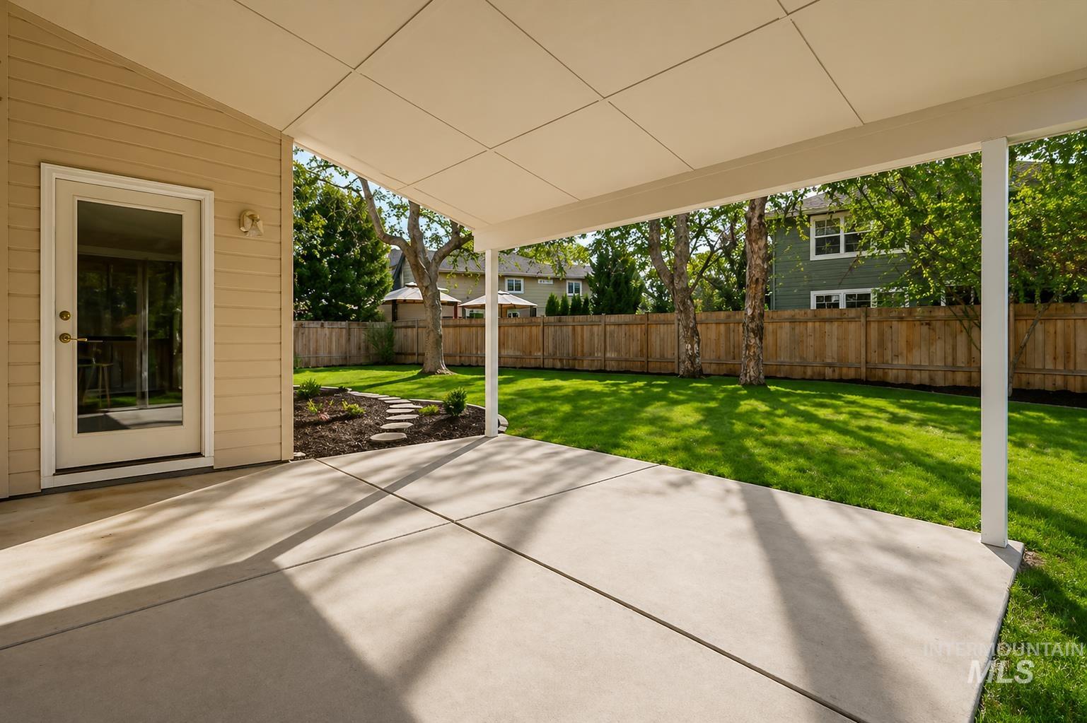 8037 W Innsbrook Ct, Boise, Idaho 83704, 3 Bedrooms, 2.5 Bathrooms, Residential For Sale, Price $699,900, 98980401