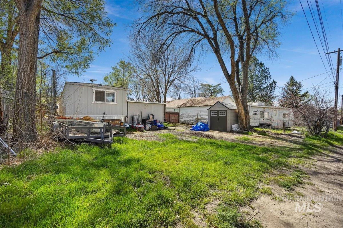 341 Bruneau Street East, Hagerman, Idaho 83332, 3 Bedrooms, 2 Bathrooms, Residential For Sale, Price $174,900, 98980408