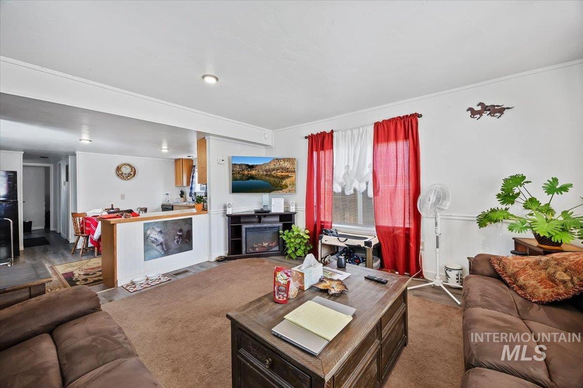 341 Bruneau Street East, Hagerman, Idaho 83332, 3 Bedrooms, 2 Bathrooms, Residential For Sale, Price $174,900, 98980408