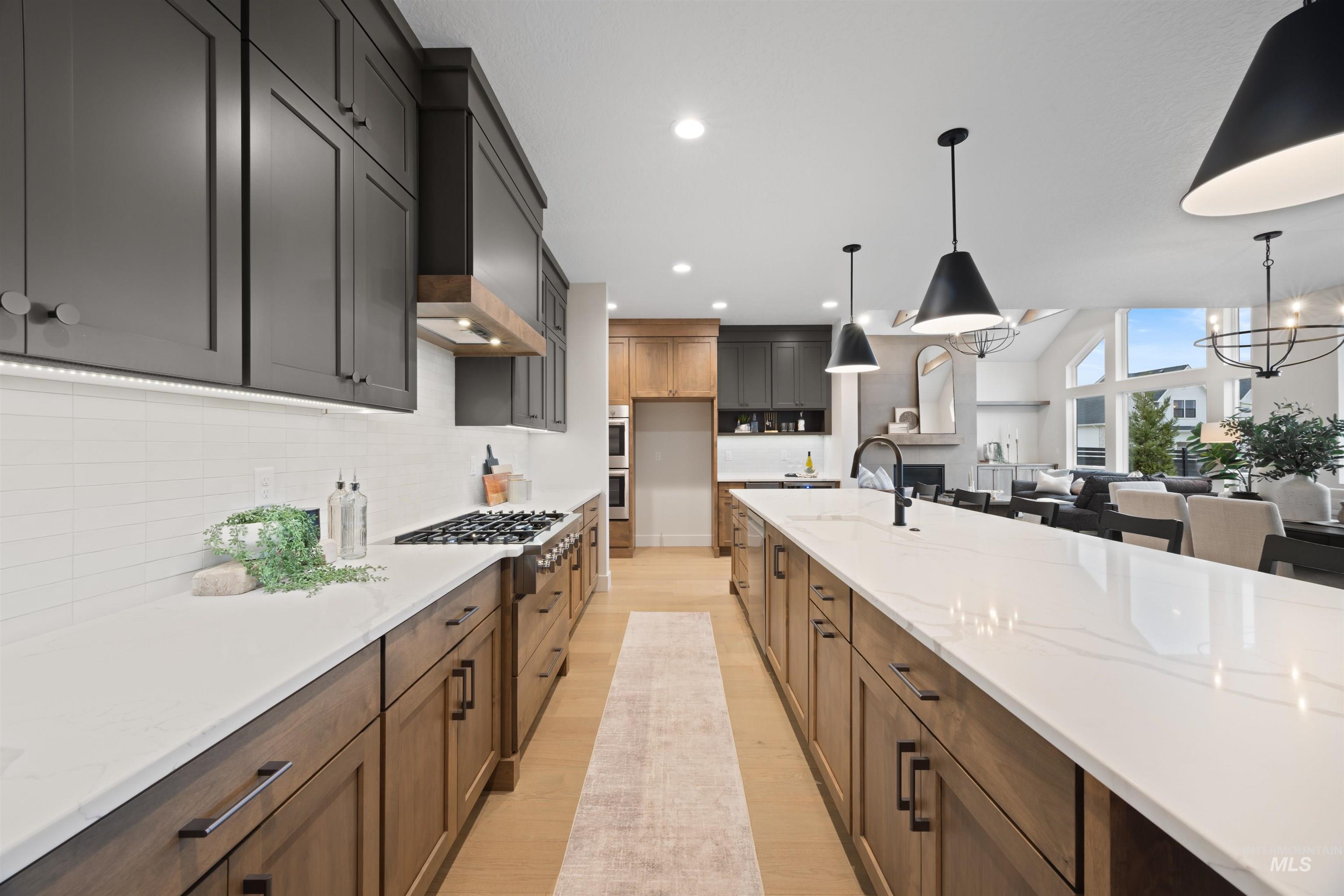 267 N Hunter Creek Ave, Eagle, Idaho 83616, 4 Bedrooms, 3 Bathrooms, Residential For Sale, Price $1,124,500, 98980410