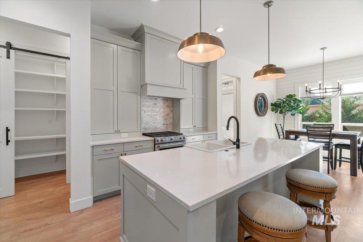 207 W Wrangler St., Meridian, Idaho 83646, 3 Bedrooms, 2 Bathrooms, Residential For Sale, Price $619,900, 98980411