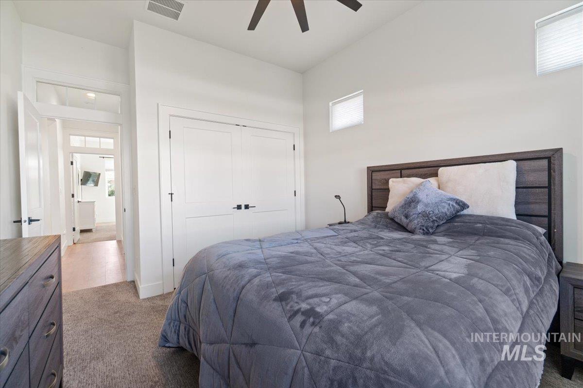 207 W Wrangler St., Meridian, Idaho 83646, 3 Bedrooms, 2 Bathrooms, Residential For Sale, Price $619,900, 98980411