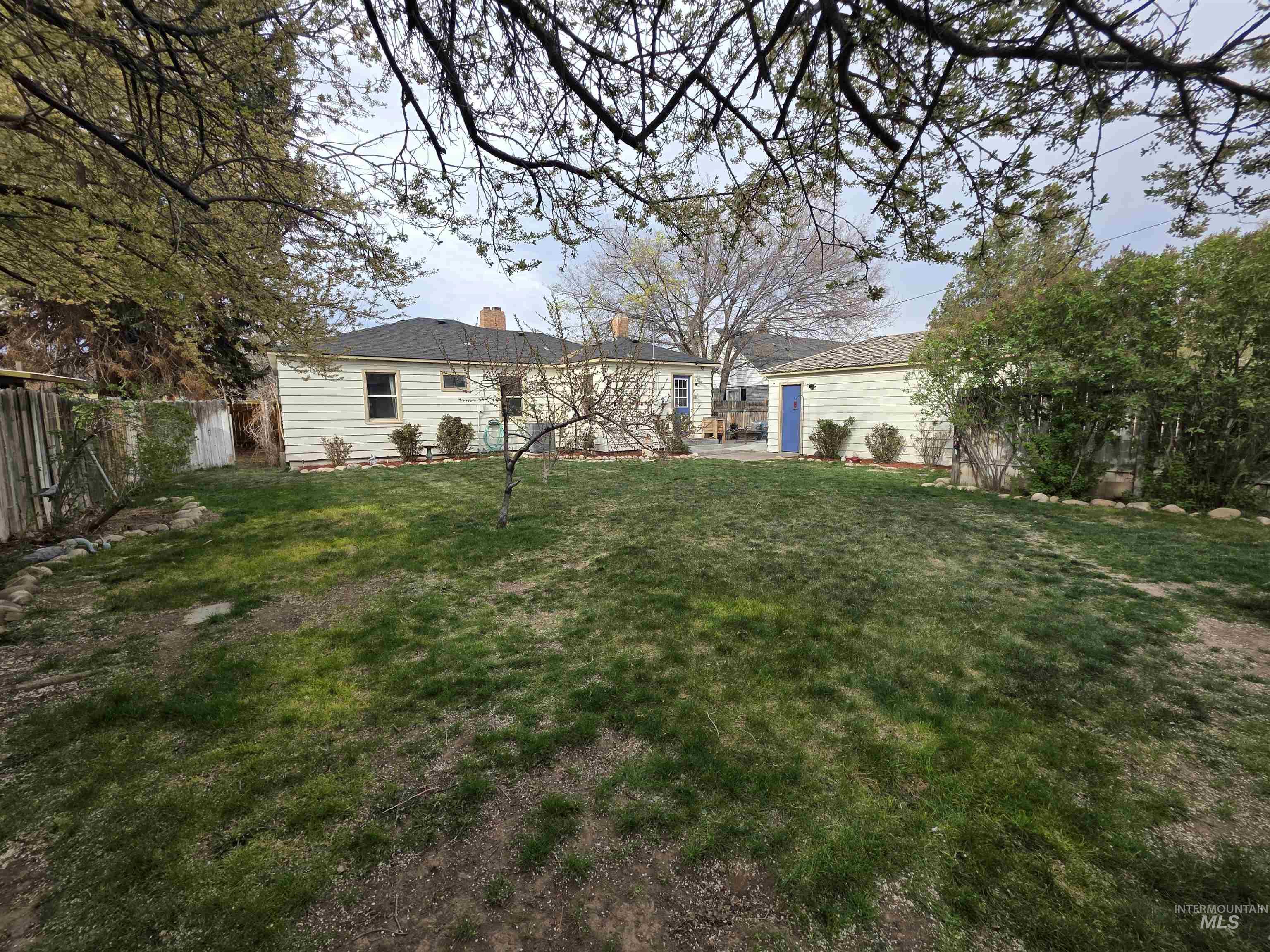 1518 E 9th Ave, Twin Falls, Idaho 83301, 3 Bedrooms, 1 Bathroom, Residential For Sale, Price $280,000,MLS 98980414