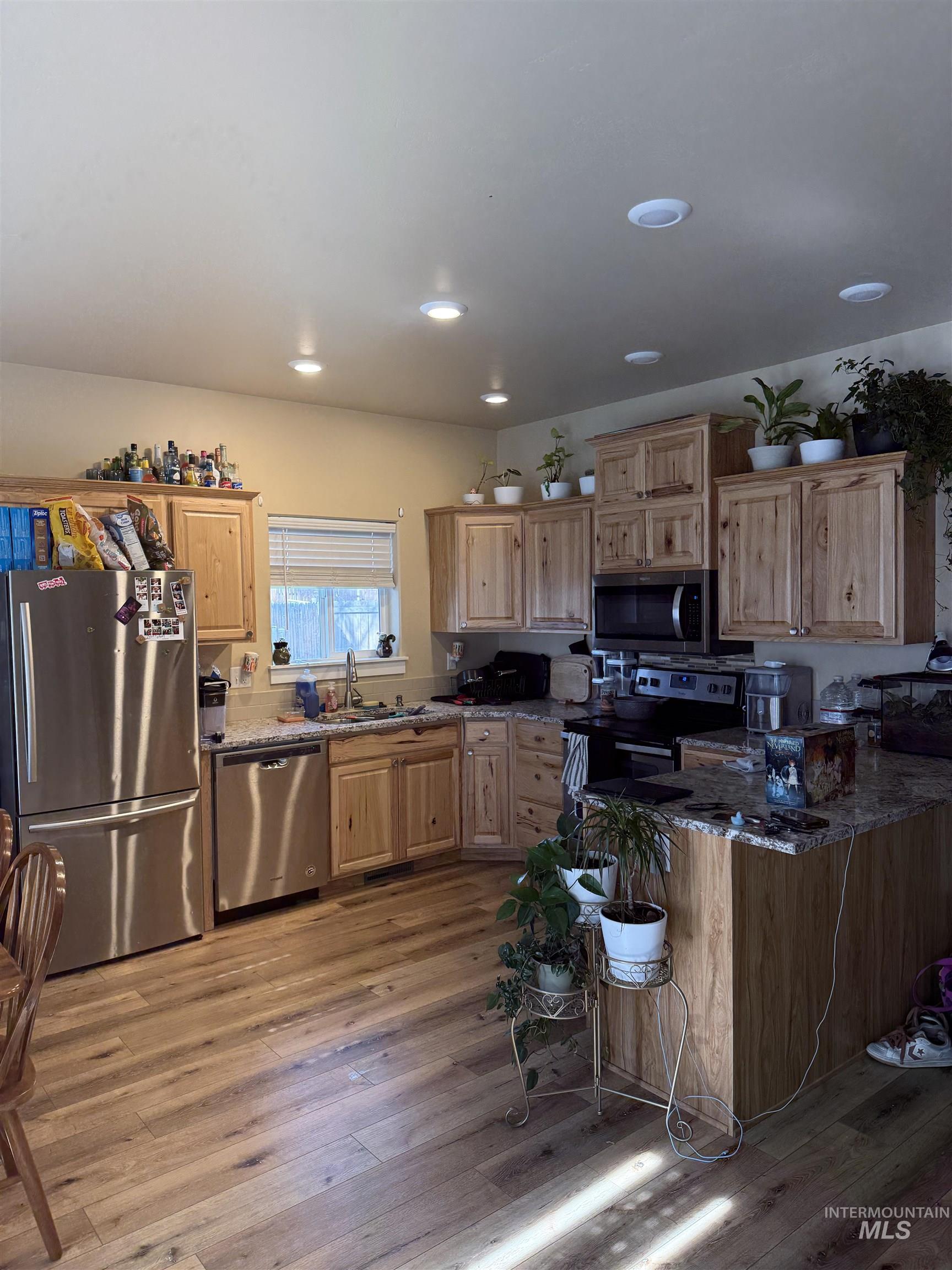 317/321 Adams St., Twin Falls, Idaho 83301, 2 Bedrooms, 2 Bathrooms, Residential Income For Sale, Price $417,900, 98980416