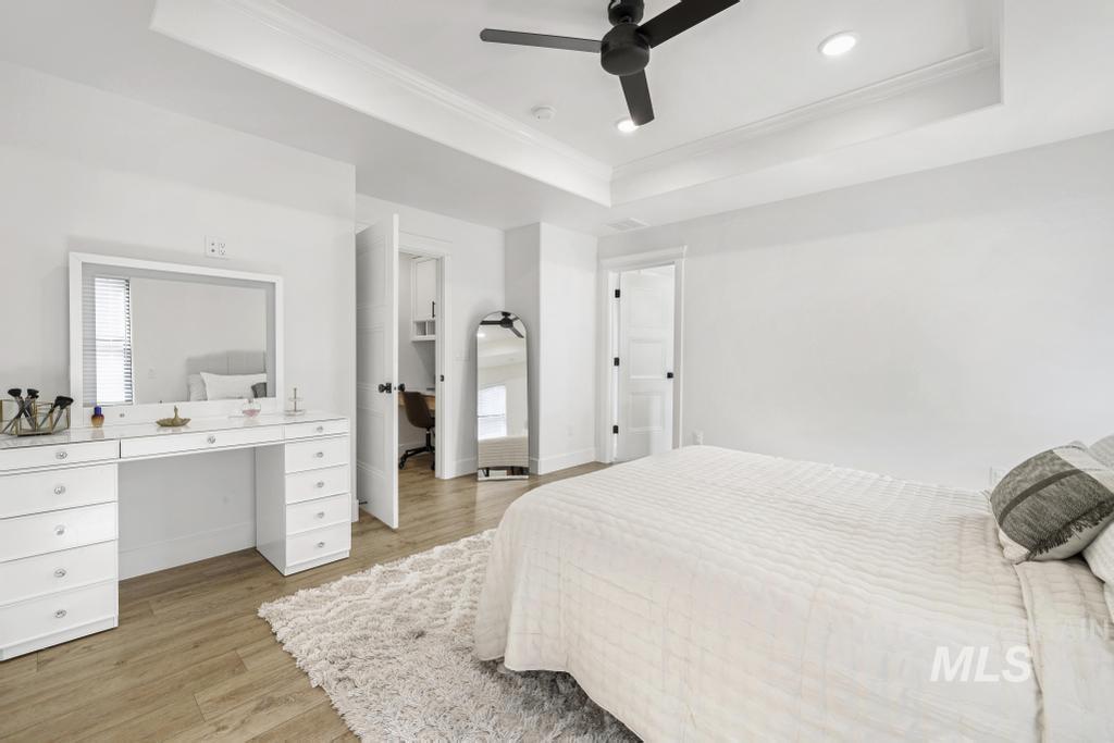 1432 Clearwater Way, Twin Falls, Idaho 83301, 3 Bedrooms, 2 Bathrooms, Residential For Sale, Price $485,000,MLS 98980419