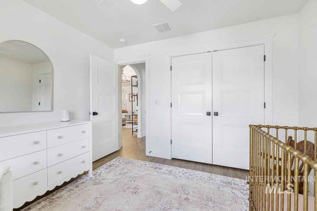 1432 Clearwater Way, Twin Falls, Idaho 83301, 3 Bedrooms, 2 Bathrooms, Residential For Sale, Price $485,000,MLS 98980419