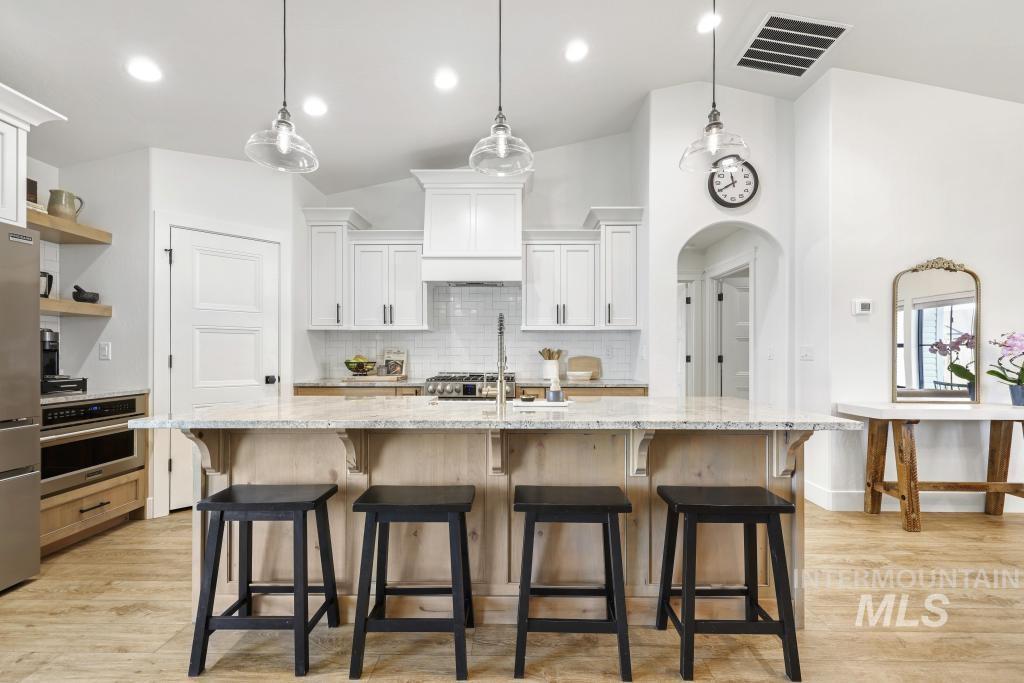 1432 Clearwater Way, Twin Falls, Idaho 83301, 3 Bedrooms, 2 Bathrooms, Residential For Sale, Price $485,000,MLS 98980419