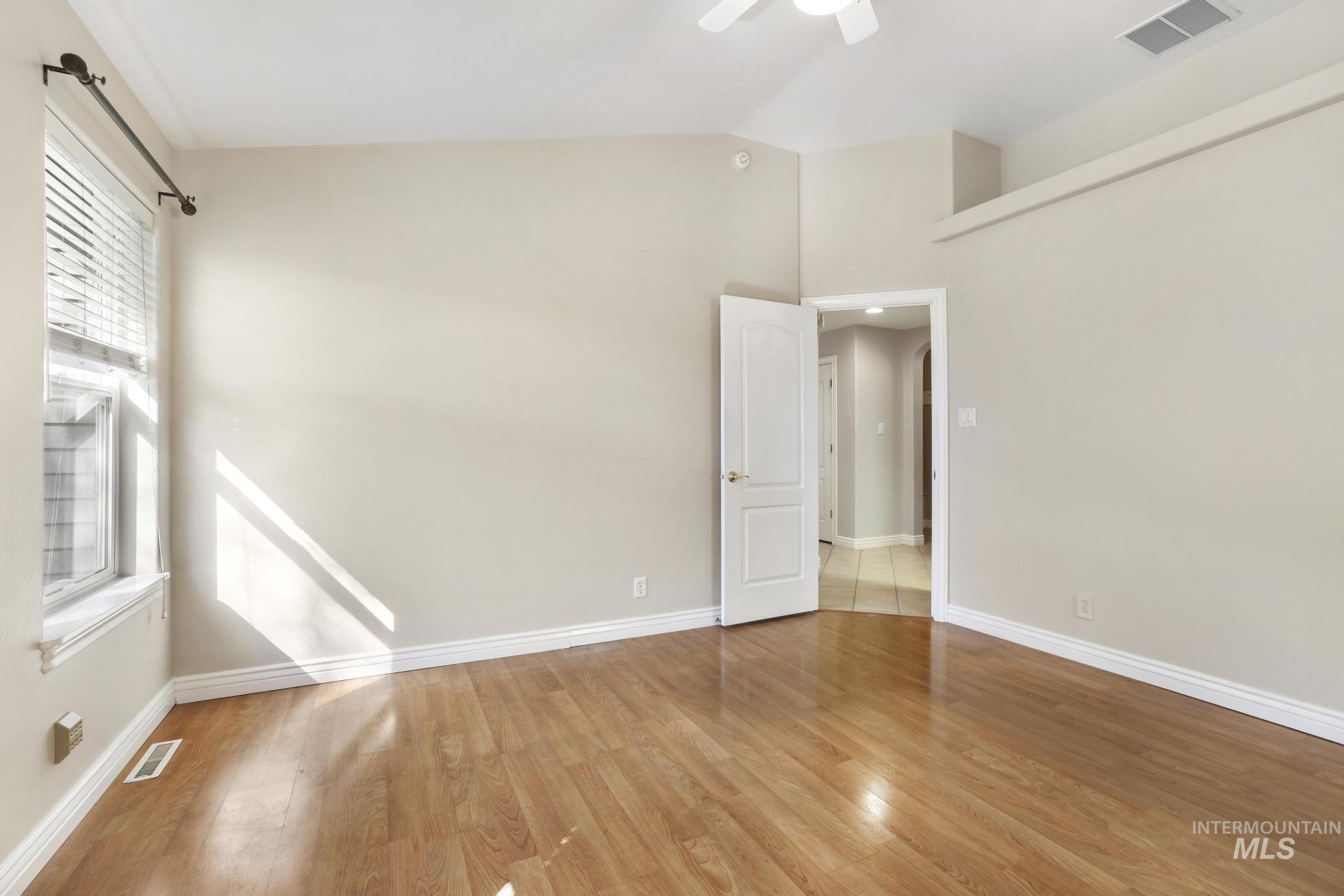 1220 Brundage Circle, Twin Falls, Idaho 83301, 5 Bedrooms, 2 Bathrooms, Residential For Sale, Price $499,900,MLS 98980420