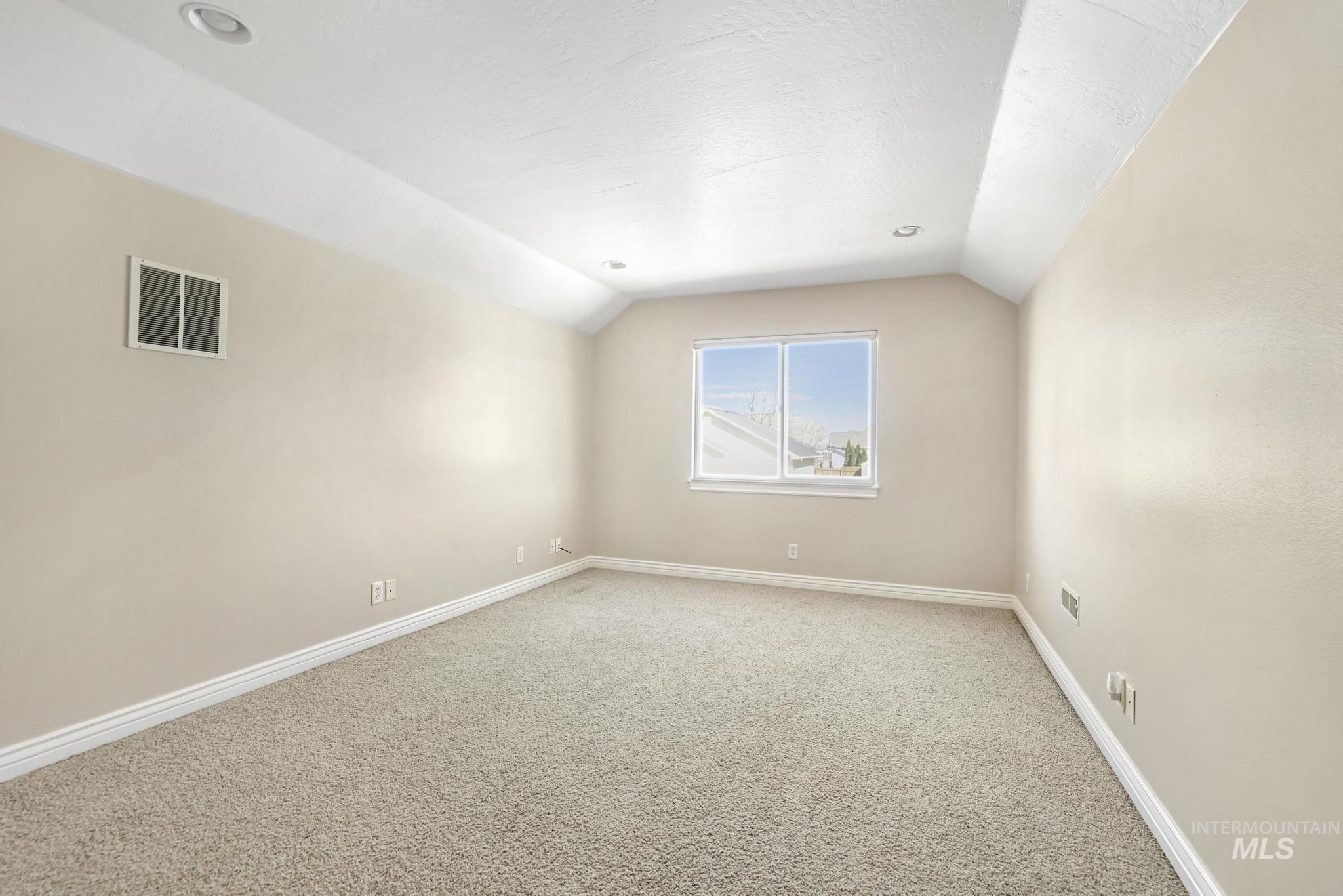 1220 Brundage Circle, Twin Falls, Idaho 83301, 5 Bedrooms, 2 Bathrooms, Residential For Sale, Price $499,900,MLS 98980420