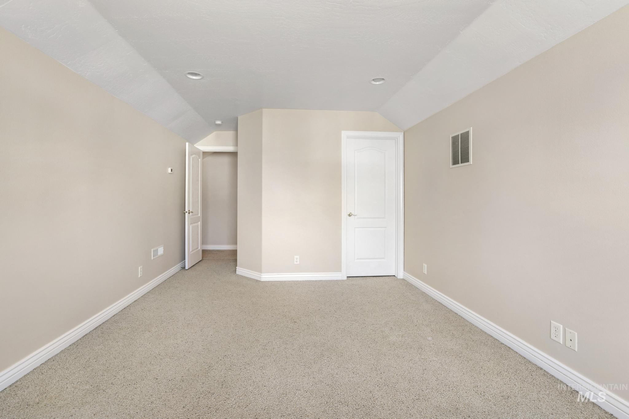 1220 Brundage Circle, Twin Falls, Idaho 83301, 5 Bedrooms, 2 Bathrooms, Residential For Sale, Price $499,900,MLS 98980420