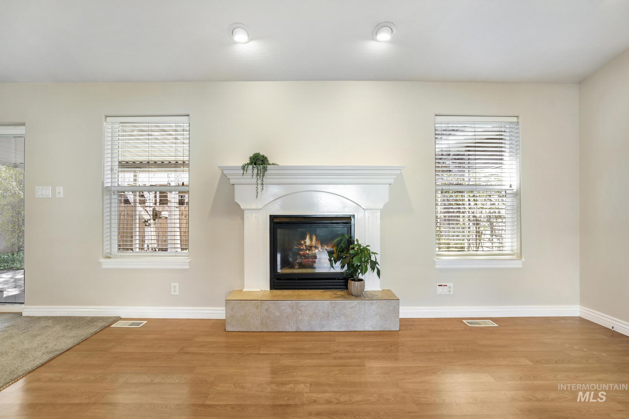 1220 Brundage Circle, Twin Falls, Idaho 83301, 5 Bedrooms, 2 Bathrooms, Residential For Sale, Price $499,900,MLS 98980420